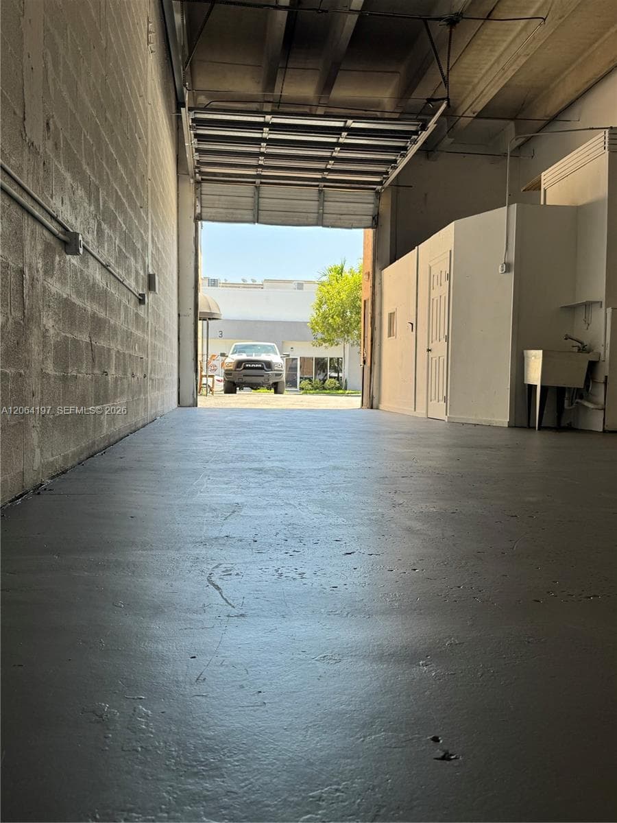 1573 W 38 St # 1573, Hialeah, FL 33012 — zdjęcie 2