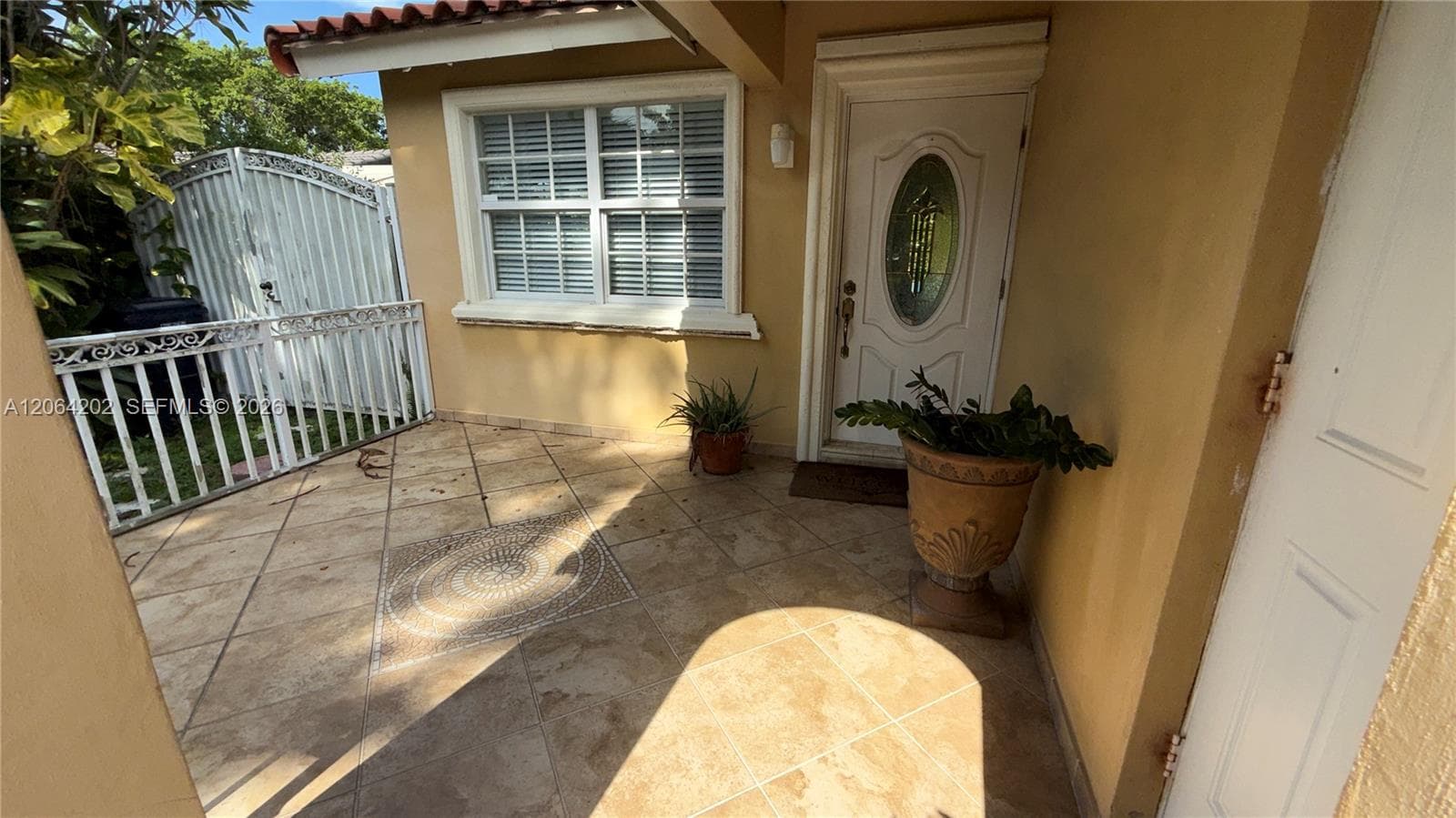 1542 SW 138th Ct, Miami, FL 33184 — zdjęcie 2