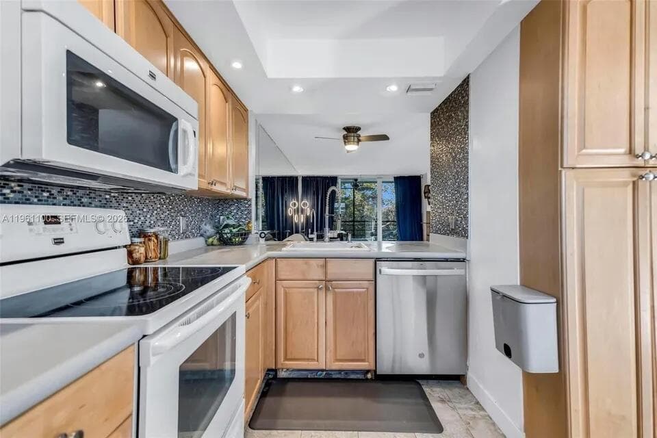 120 Royal Park Drive # 4F, Oakland Park, FL 33309 — zdjęcie 4