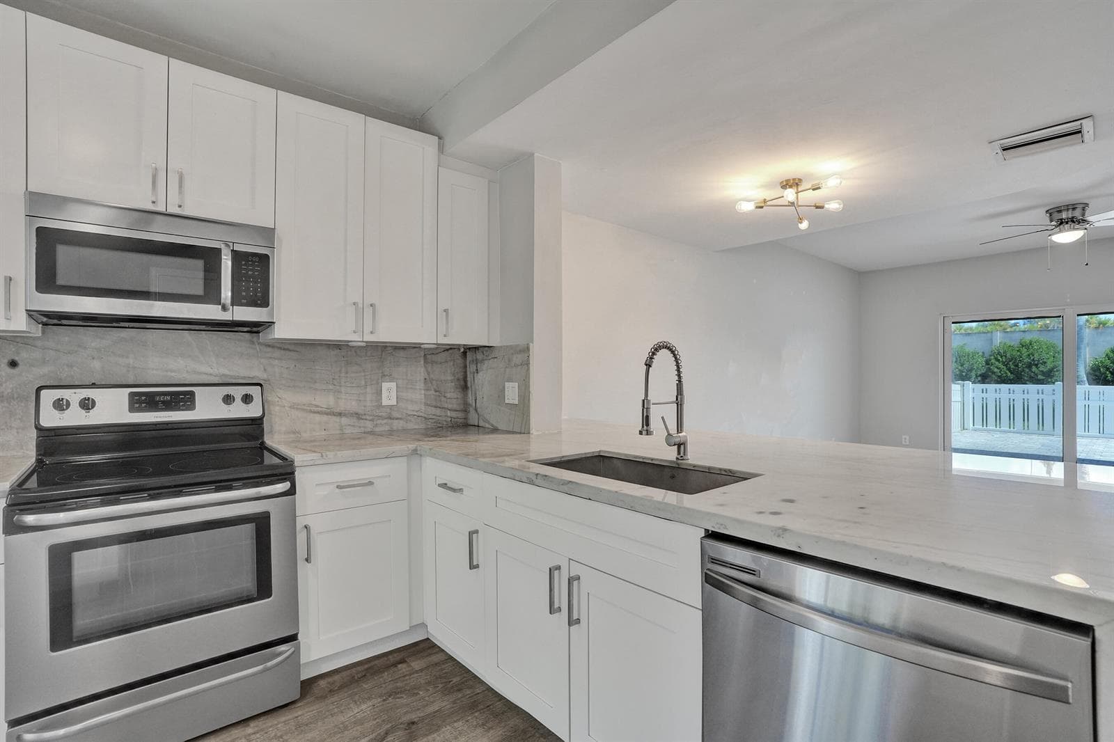 9913 NW 57TH Manor # ., Coral Springs, FL 33076 — zdjęcie 5