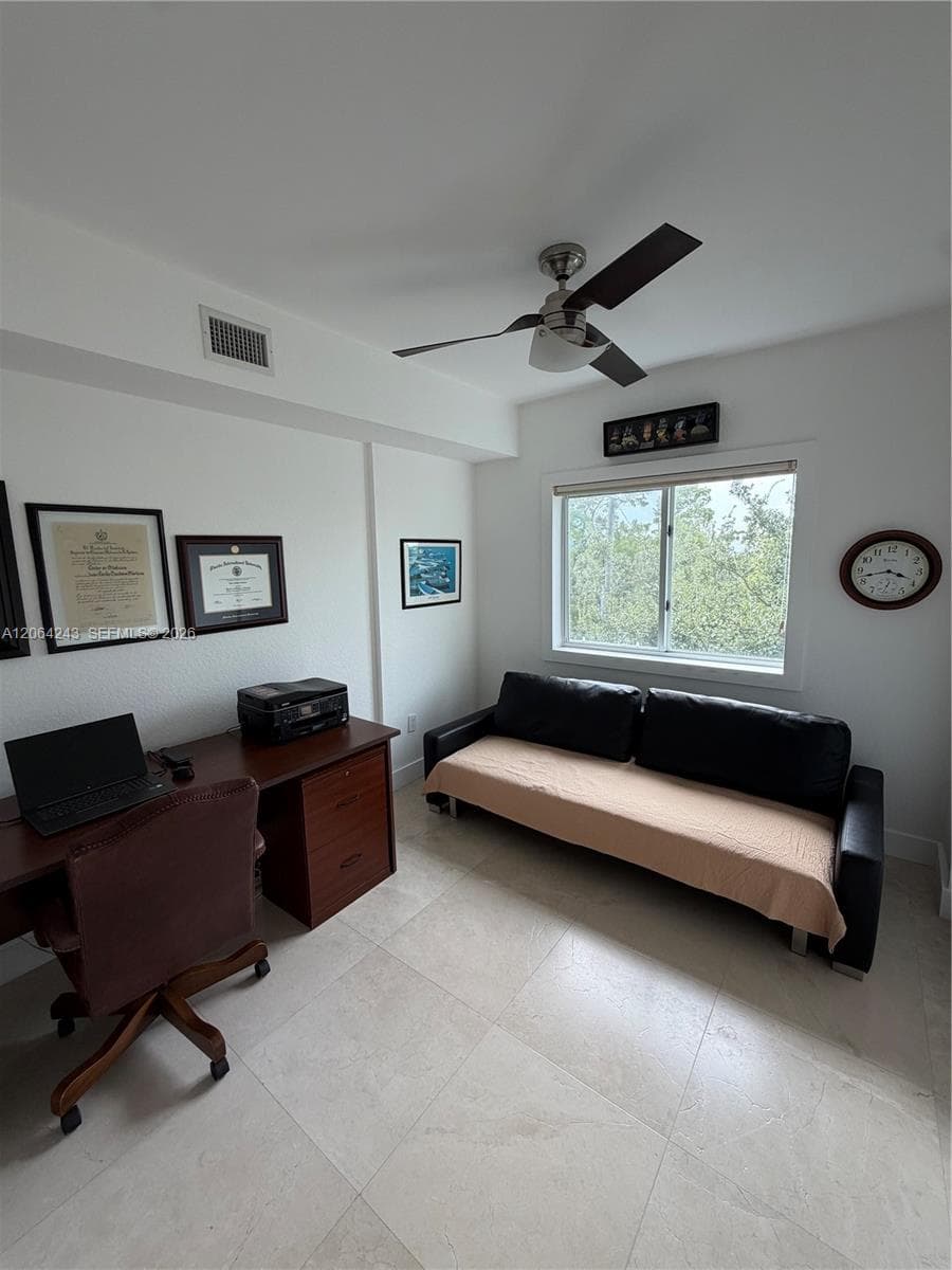 6001 SW 70th St # 445, South Miami, FL 33143 — zdjęcie 5