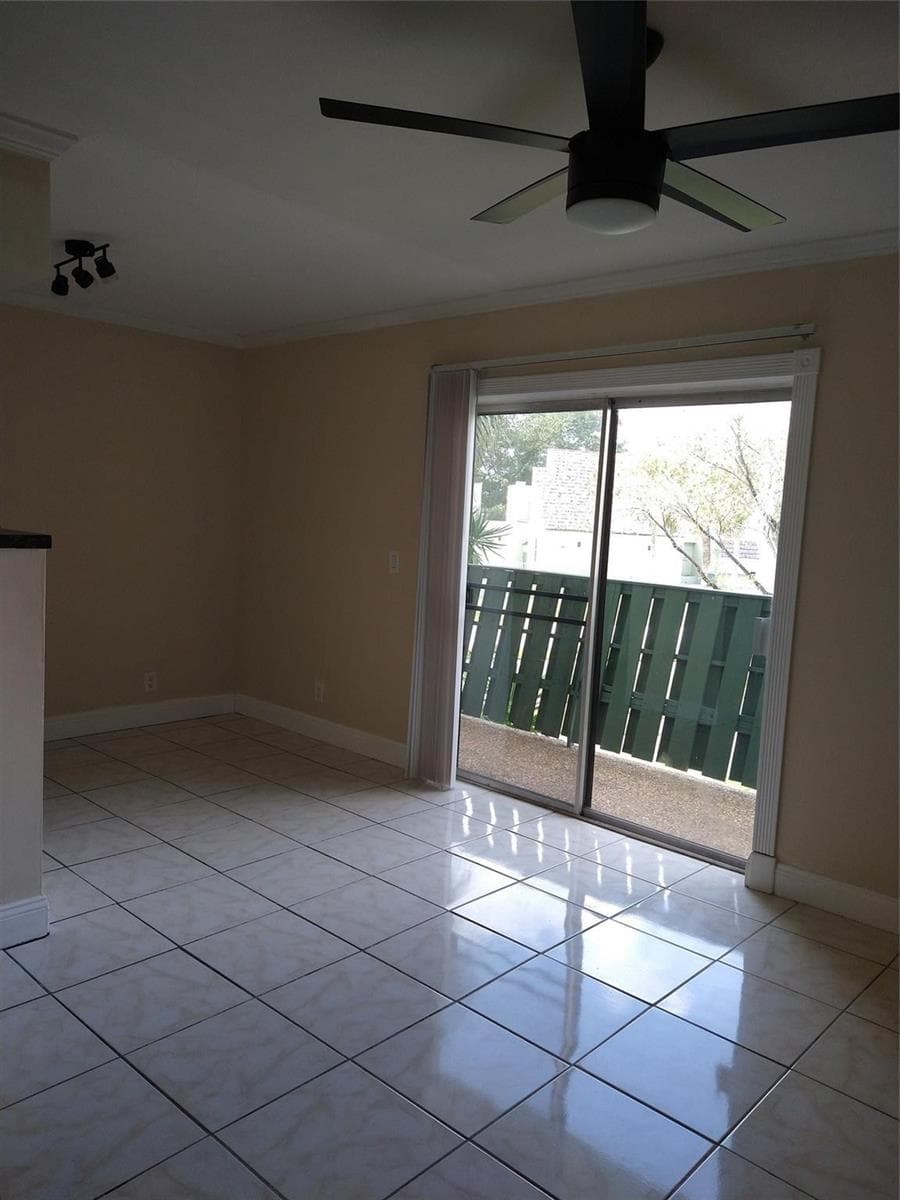 8903 NW 28th Drive # 8B, Coral Springs, FL 33065 — zdjęcie 4