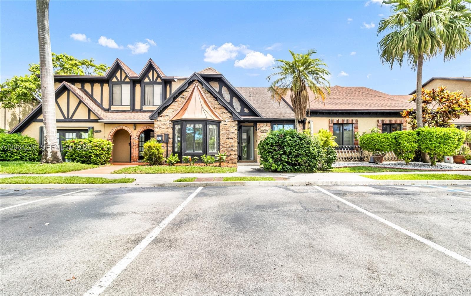 8957 NW 44th Ct, Sunrise, FL 33351 — zdjęcie 5