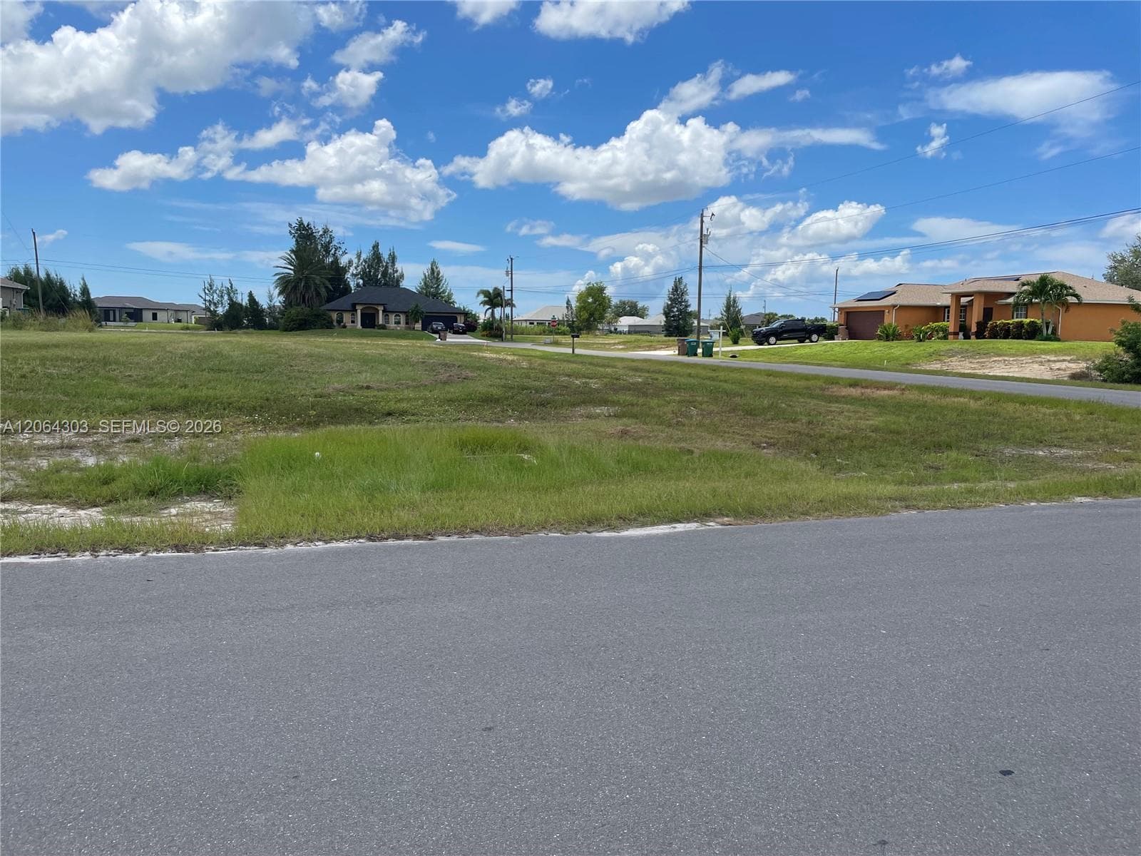 216 NE 9th Terr, Cape Coral, FL 33909 — zdjęcie 2