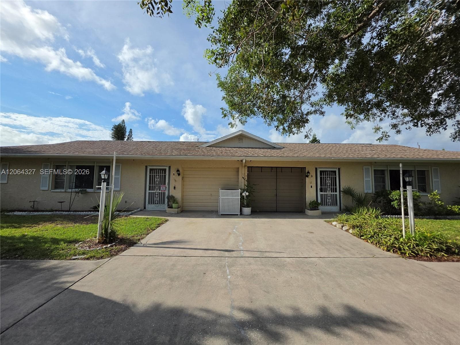 613 SE 46th Ter UNIT A-B, Cape Coral, FL 33904