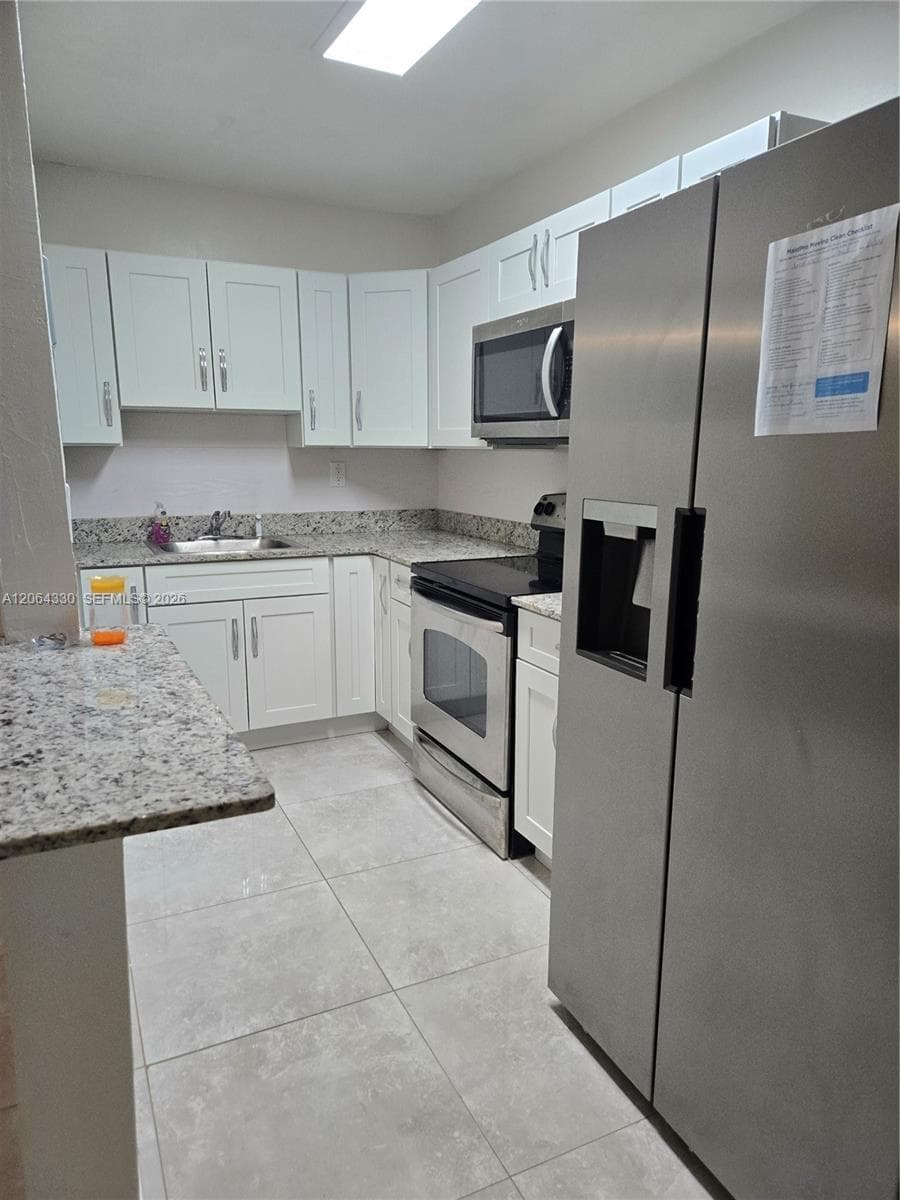4550 SW 67 AV # 2, Miami, FL 33155 — zdjęcie 2