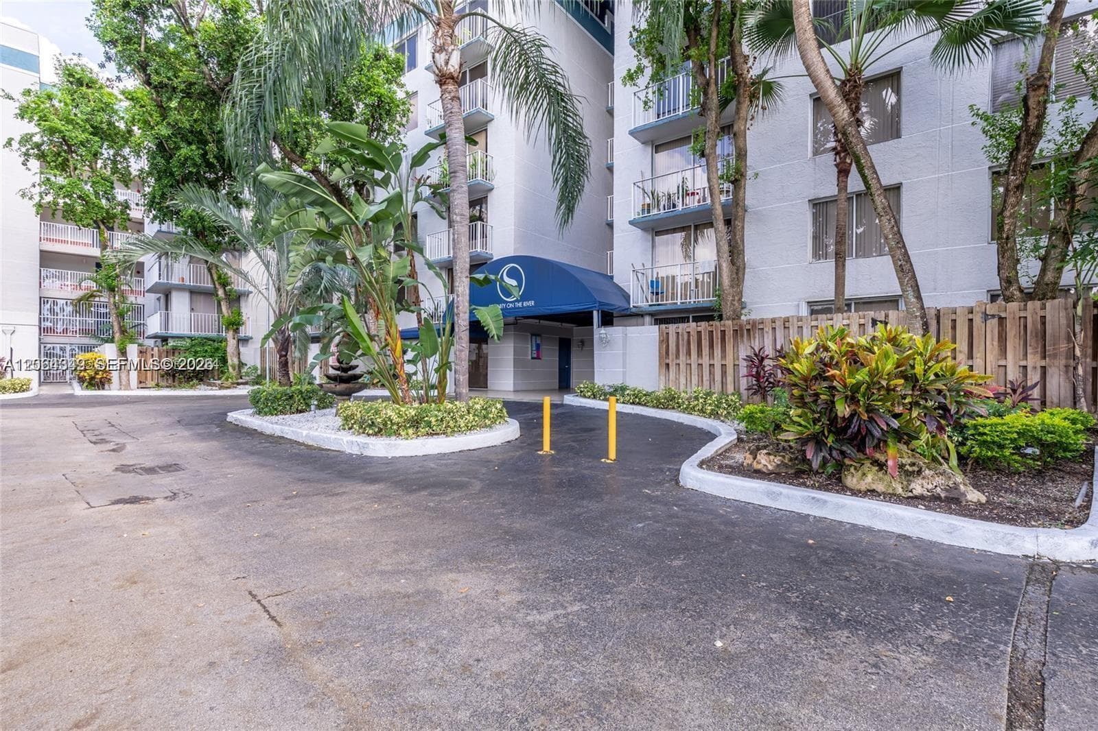 1740 NW N River Dr # 419, Miami, FL 33125 — zdjęcie 2