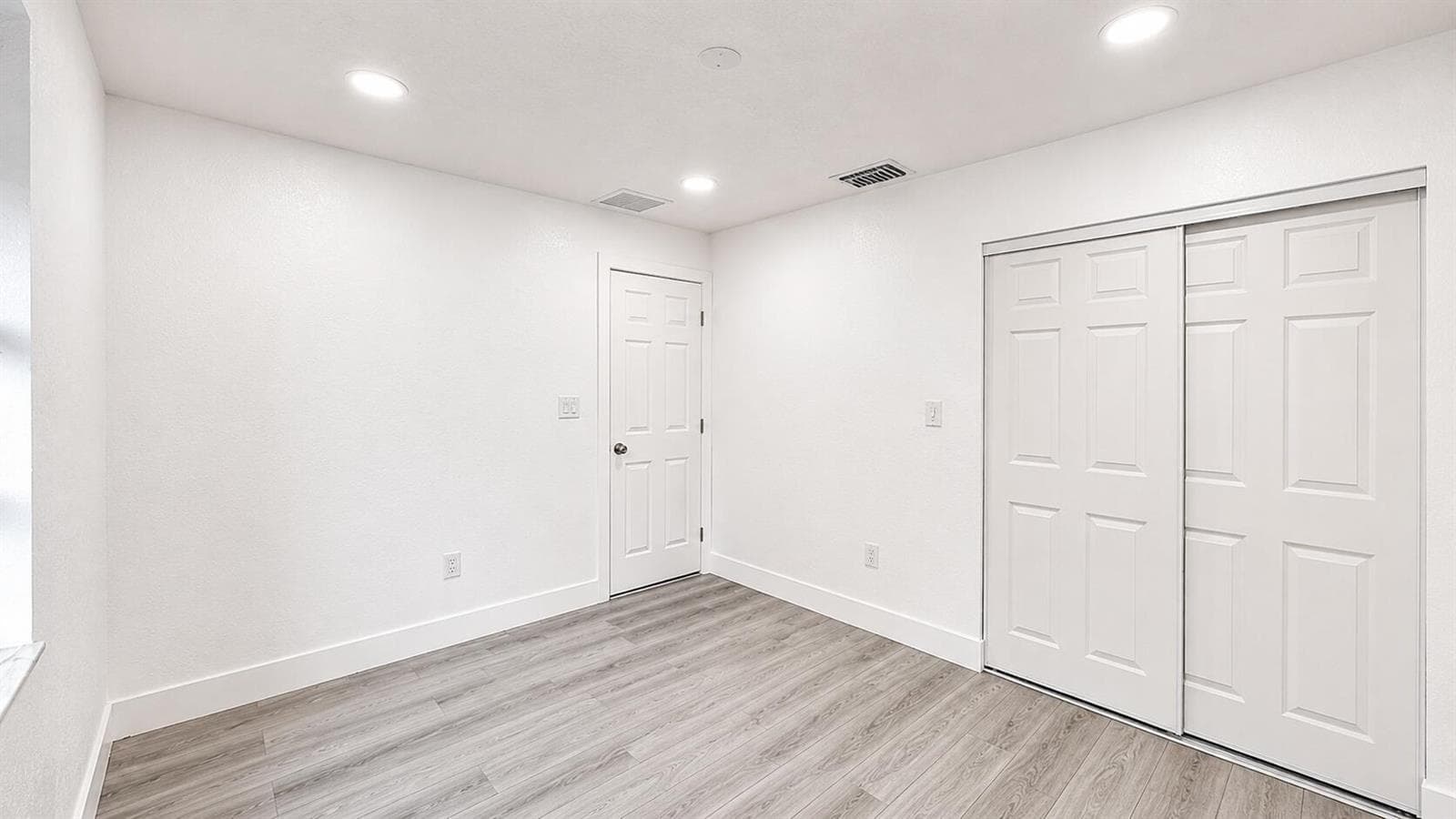 528 E Lakewood Road # B, West Palm Beach, FL 33405 — zdjęcie 3
