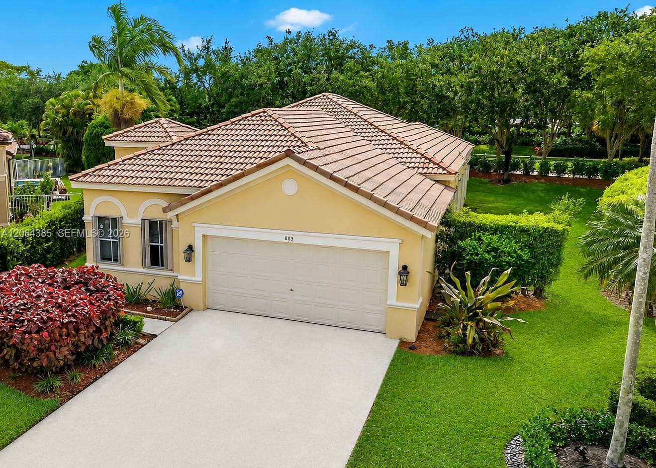 885 Tanglewood Cir # 885, Weston, FL 33327