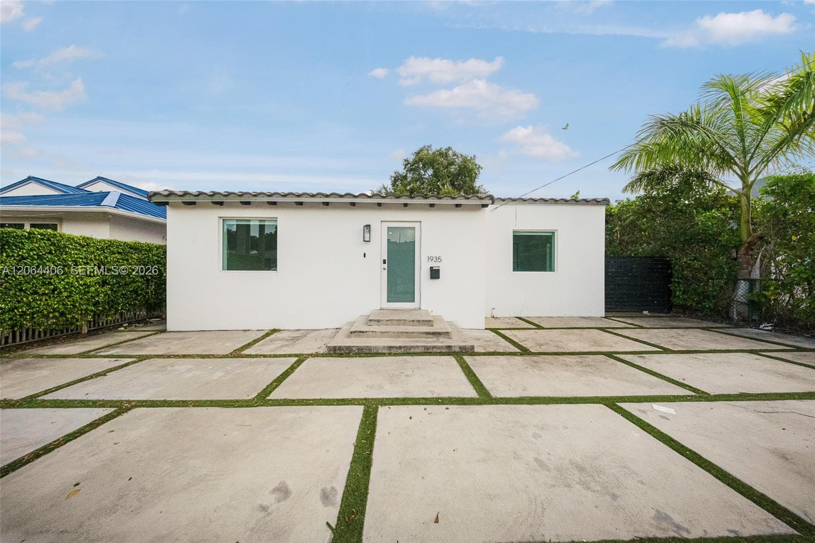 1935 SW 24th Ter, Miami, FL 33145