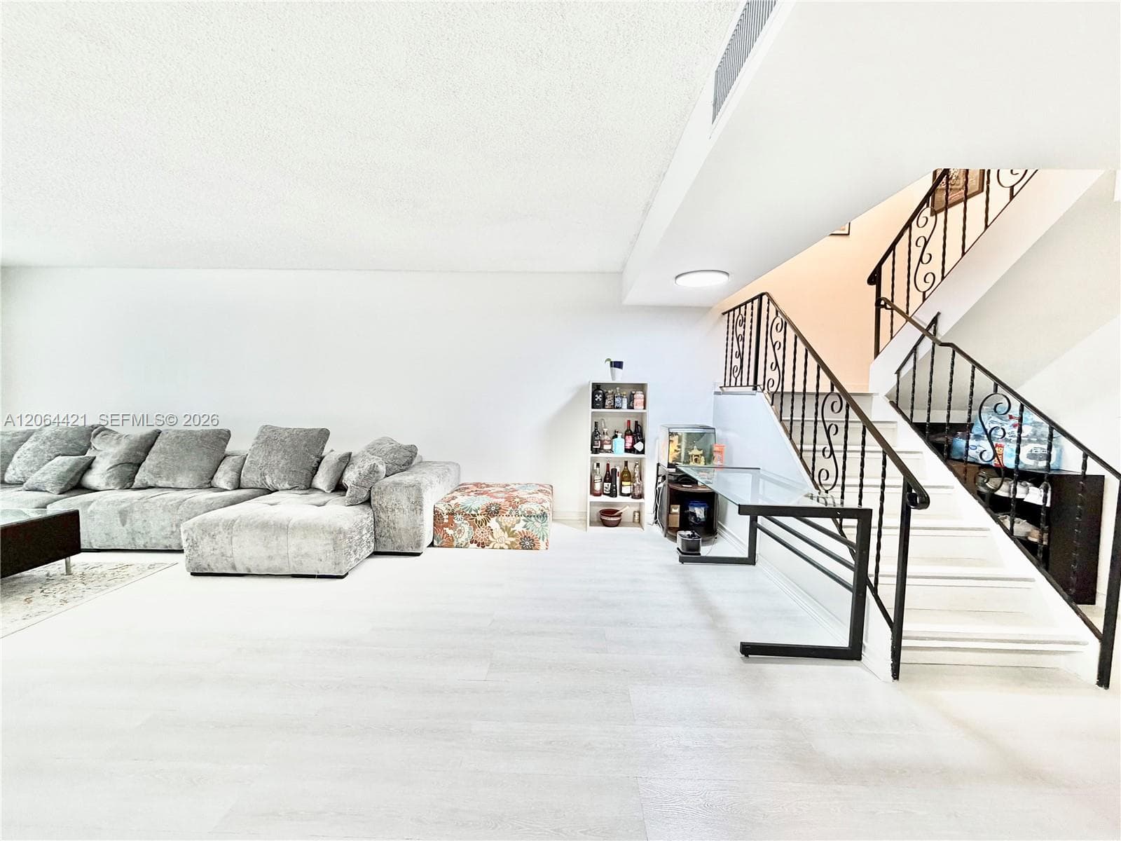 2203 NE 7th St # 14, Hallandale Beach, FL 33009 — zdjęcie 4