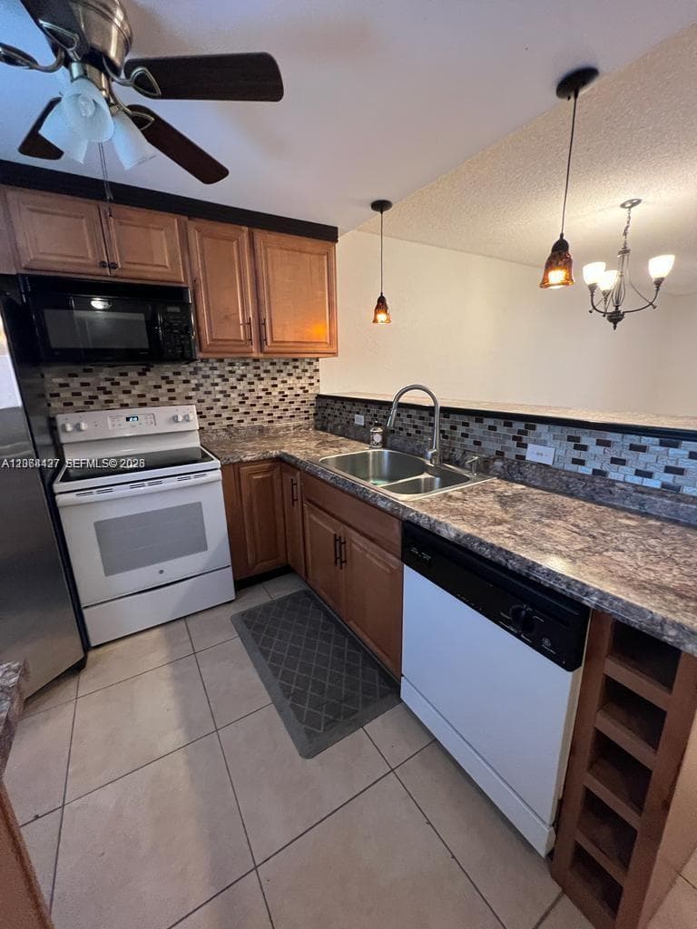 7305 NW 4th Pl # 108, Margate, FL 33063 — zdjęcie 5