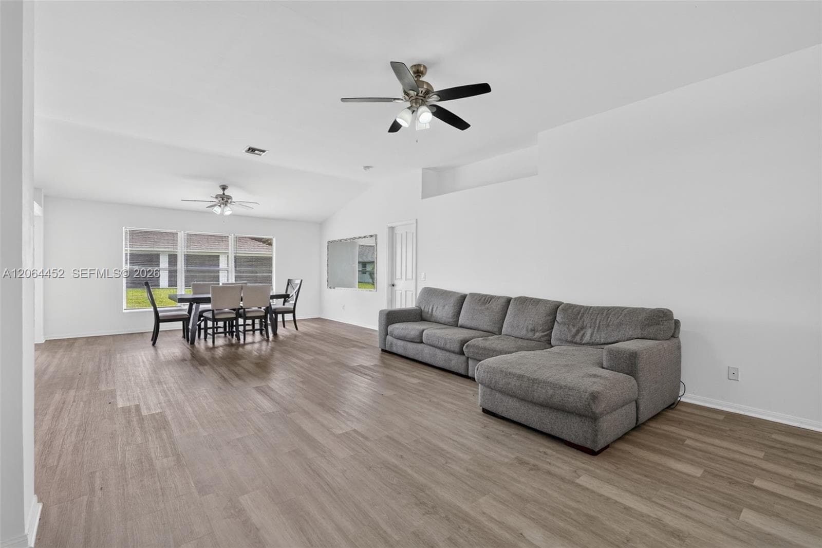 1502 Scholar CT, Lehigh Acres, FL 33971 — zdjęcie 4