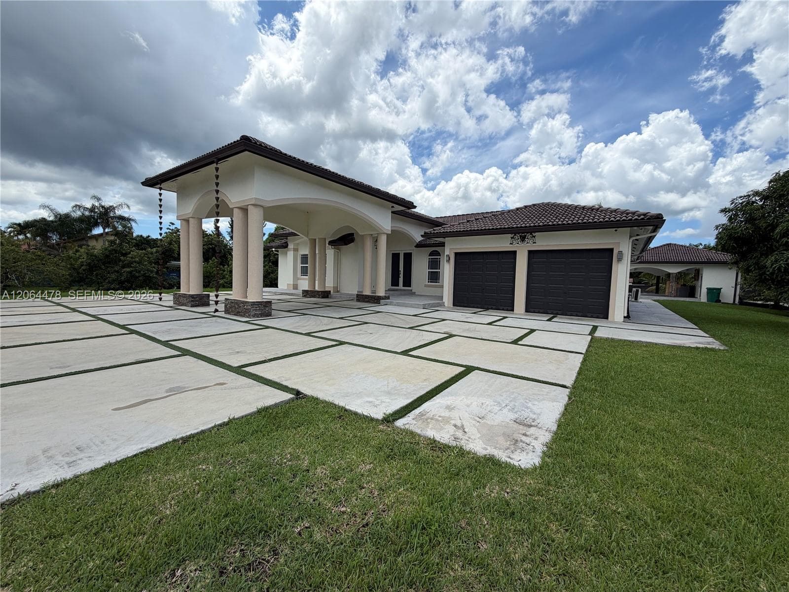 19690 SW 210th St, Miami, FL 33187 — zdjęcie 4