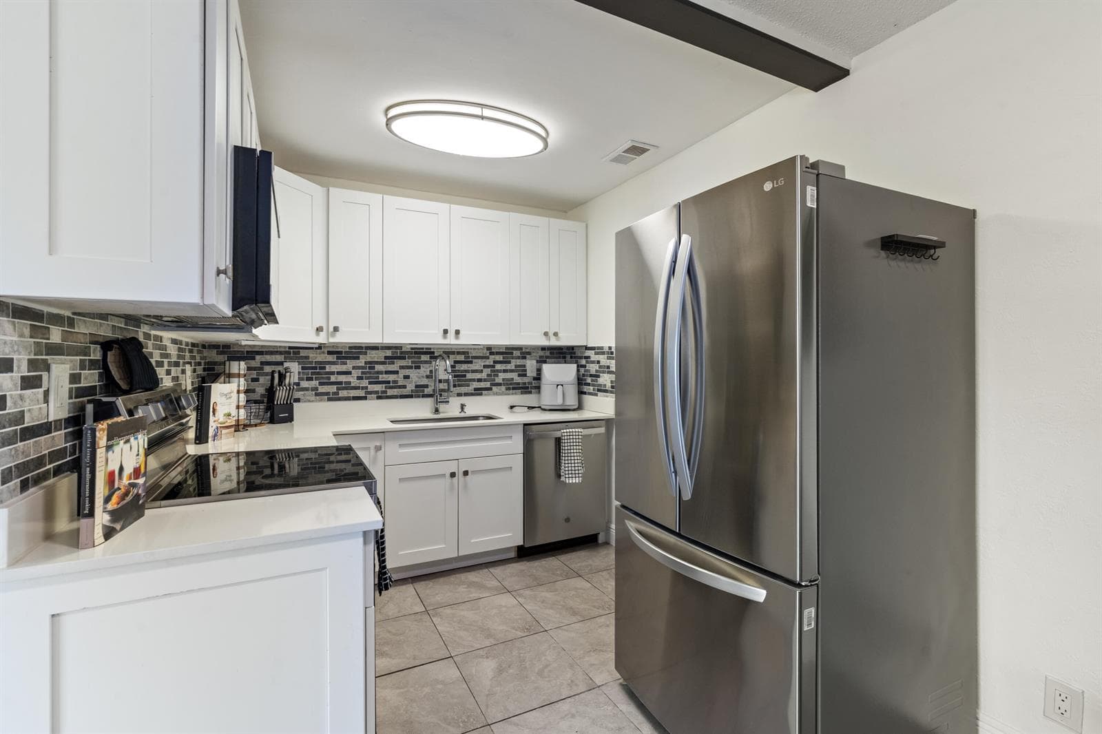 299 SW 7TH Street # 2060, Boca Raton, FL 33432 — zdjęcie 5