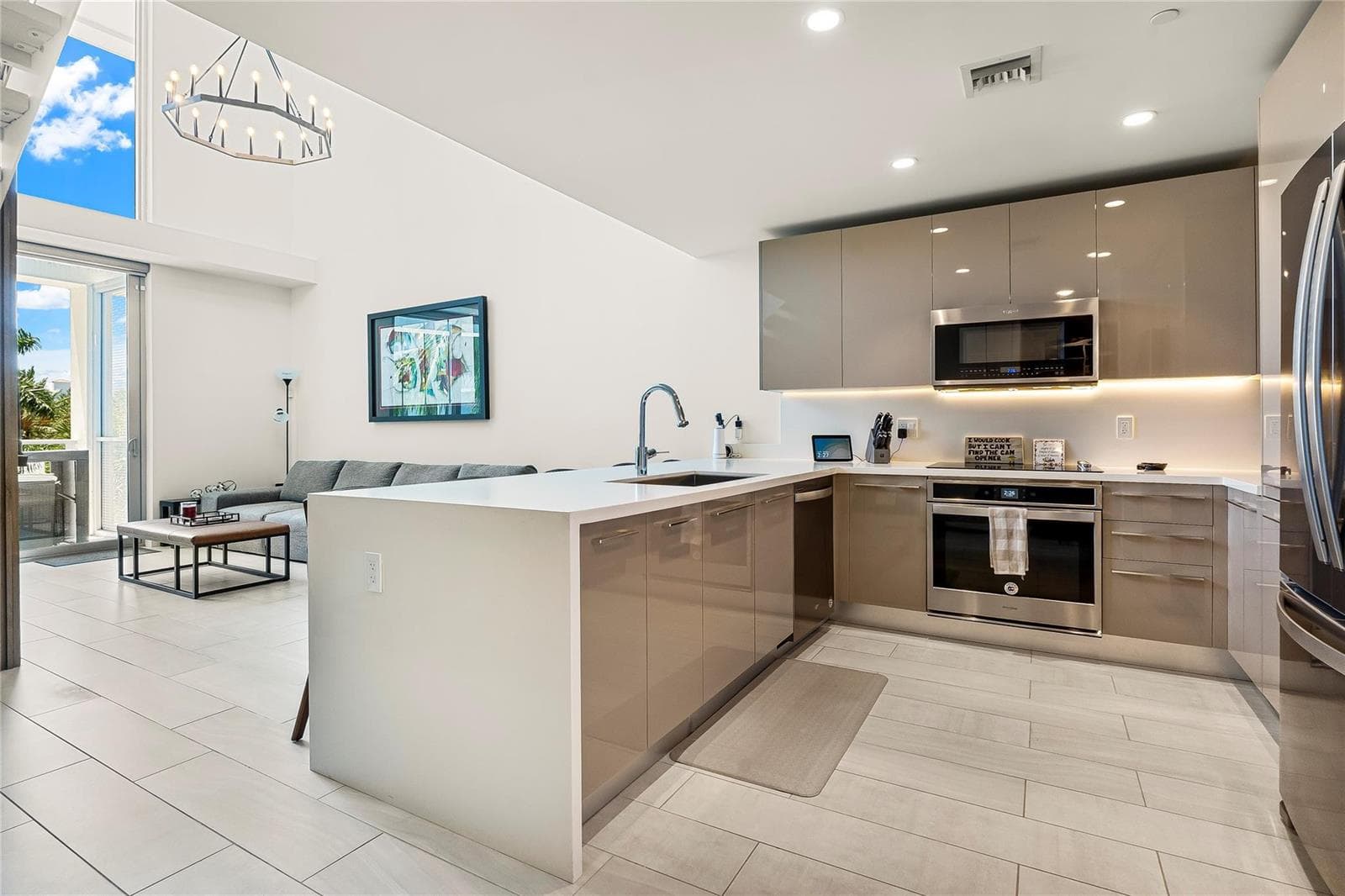 2000 METROPICA Way # 216, Sunrise, FL 33323 — zdjęcie 2