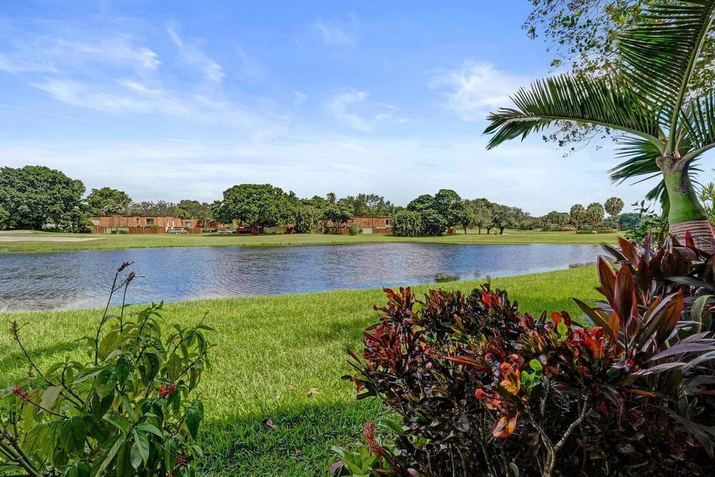 2210 SW 92ND Terrace # 2702, Davie, FL 33324