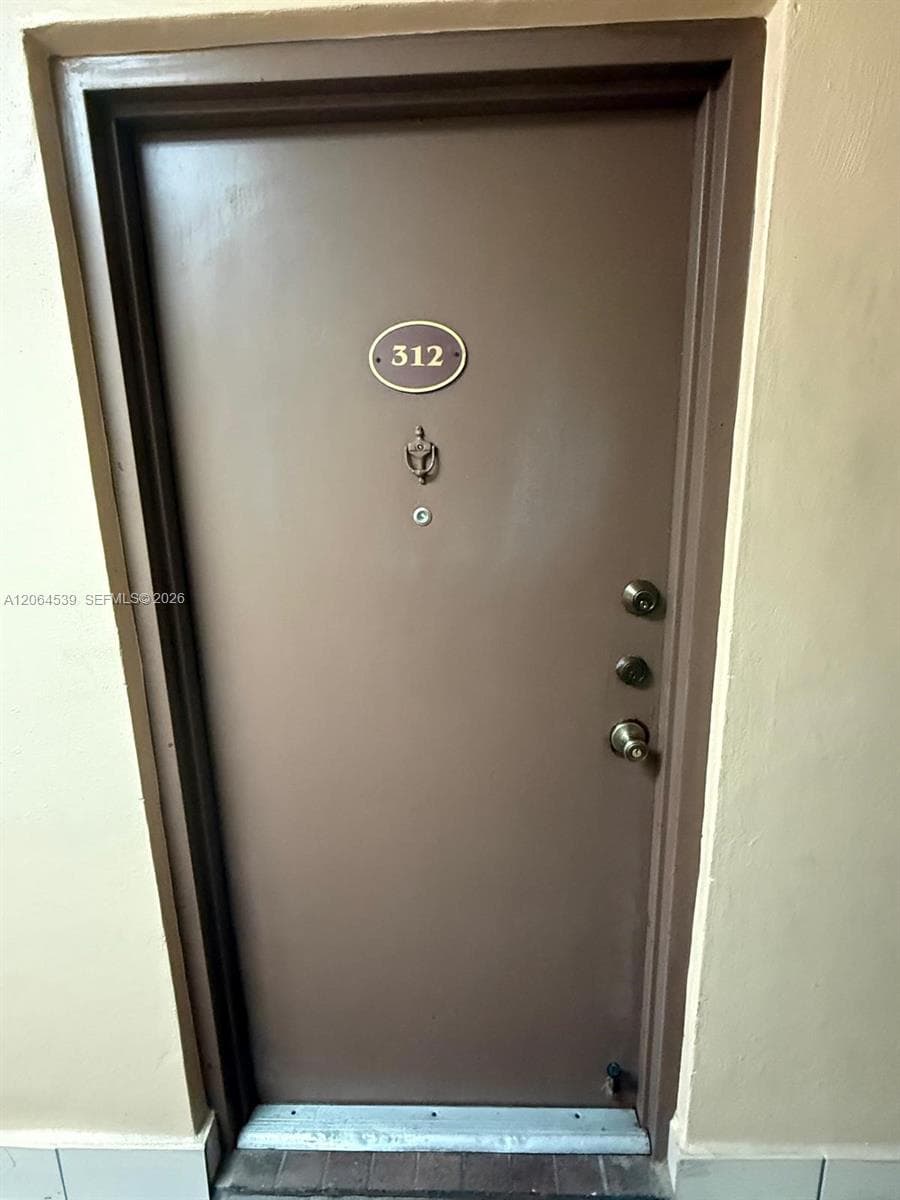 9400 W Flagler St # 312, Miami, FL 33174 — zdjęcie 5