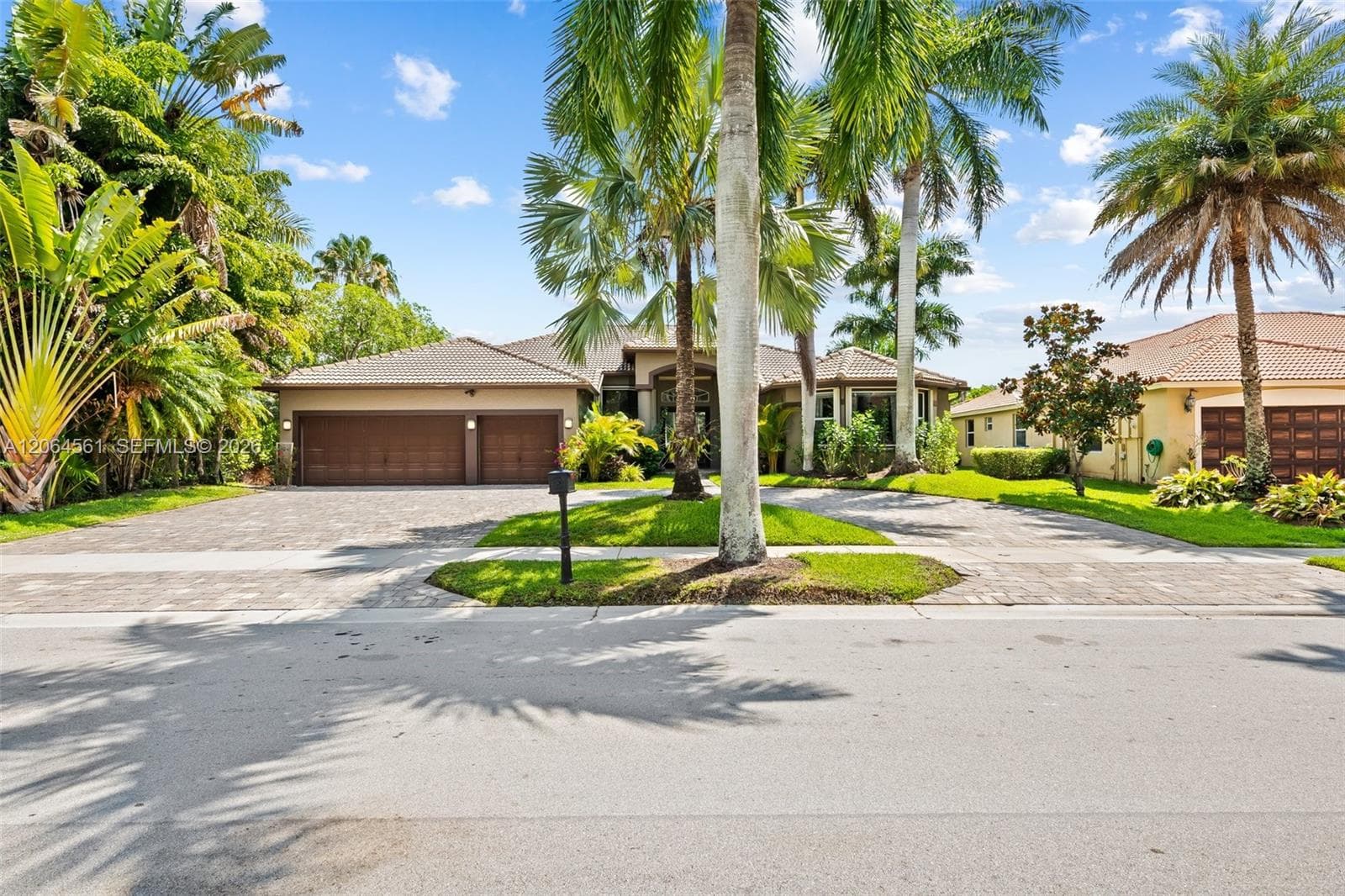 2498 Eagle Run Dr, Weston, FL 33327 — zdjęcie 2