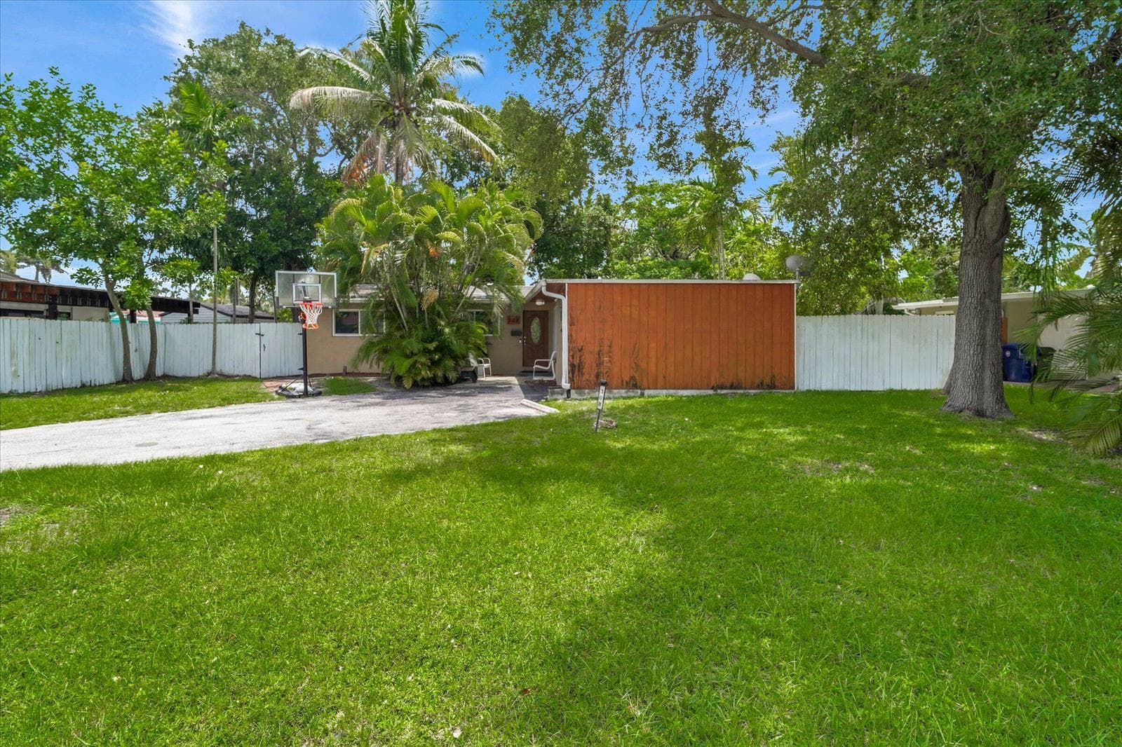 308 NW 27TH Street, Wilton Manors, FL 33311 — zdjęcie 2