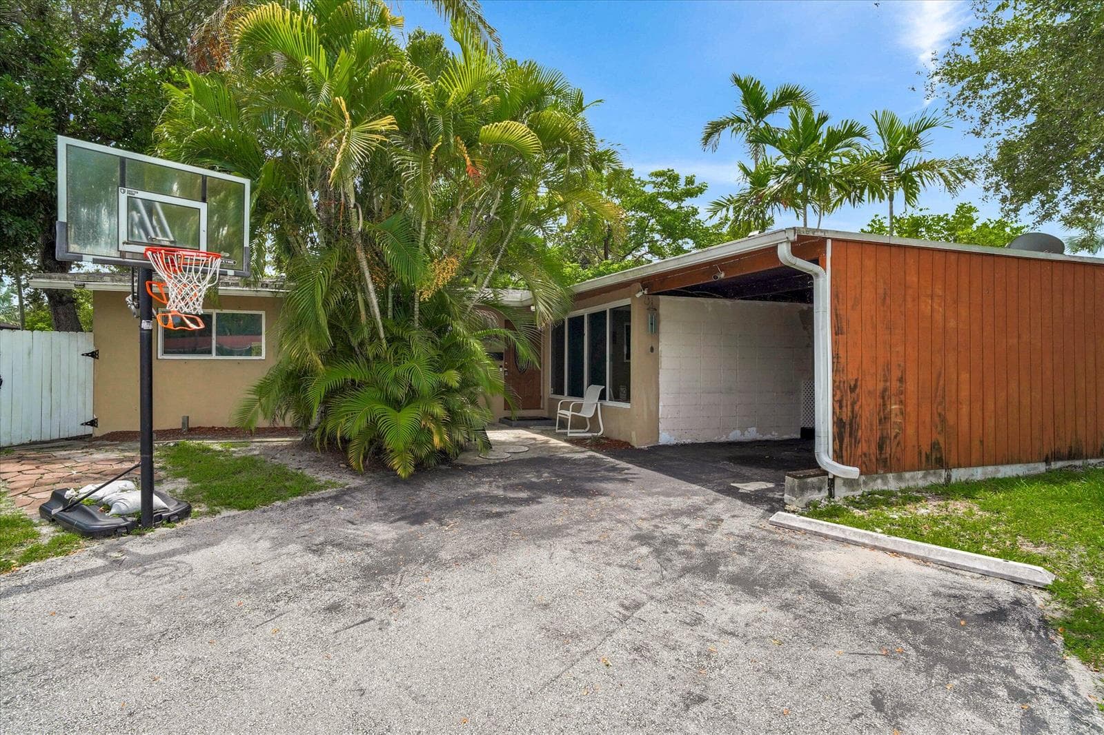 308 NW 27TH Street, Wilton Manors, FL 33311 — zdjęcie 3