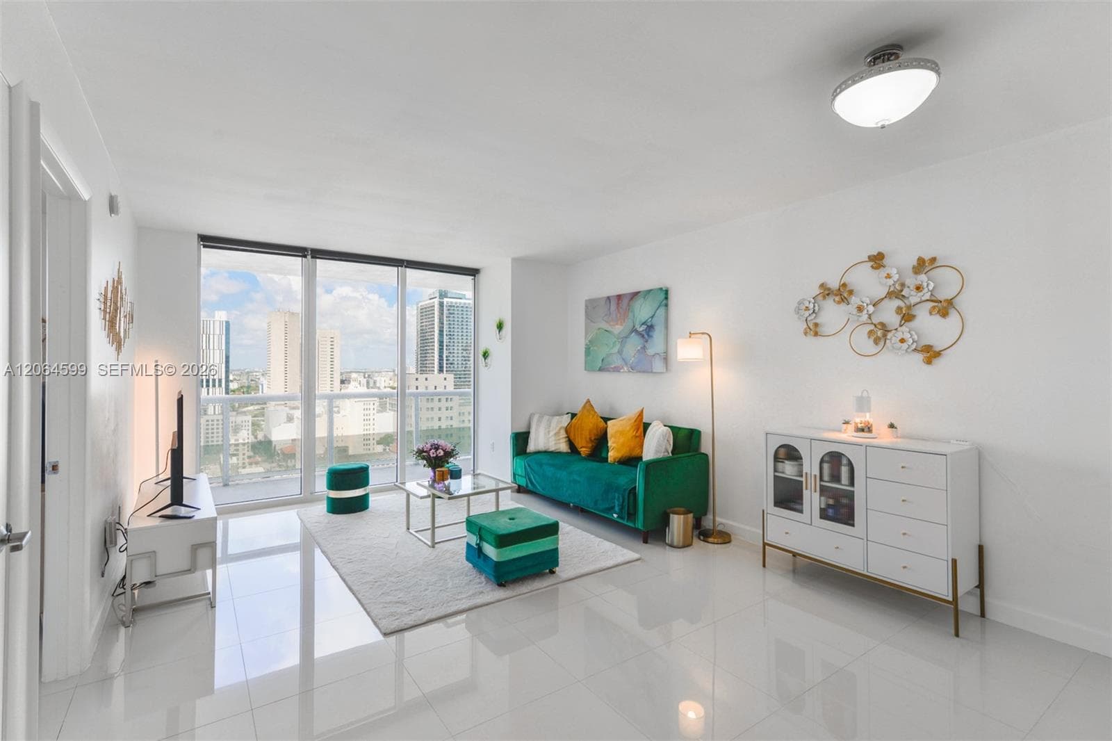 50 Biscayne Blvd # 2505, Miami, FL 33132