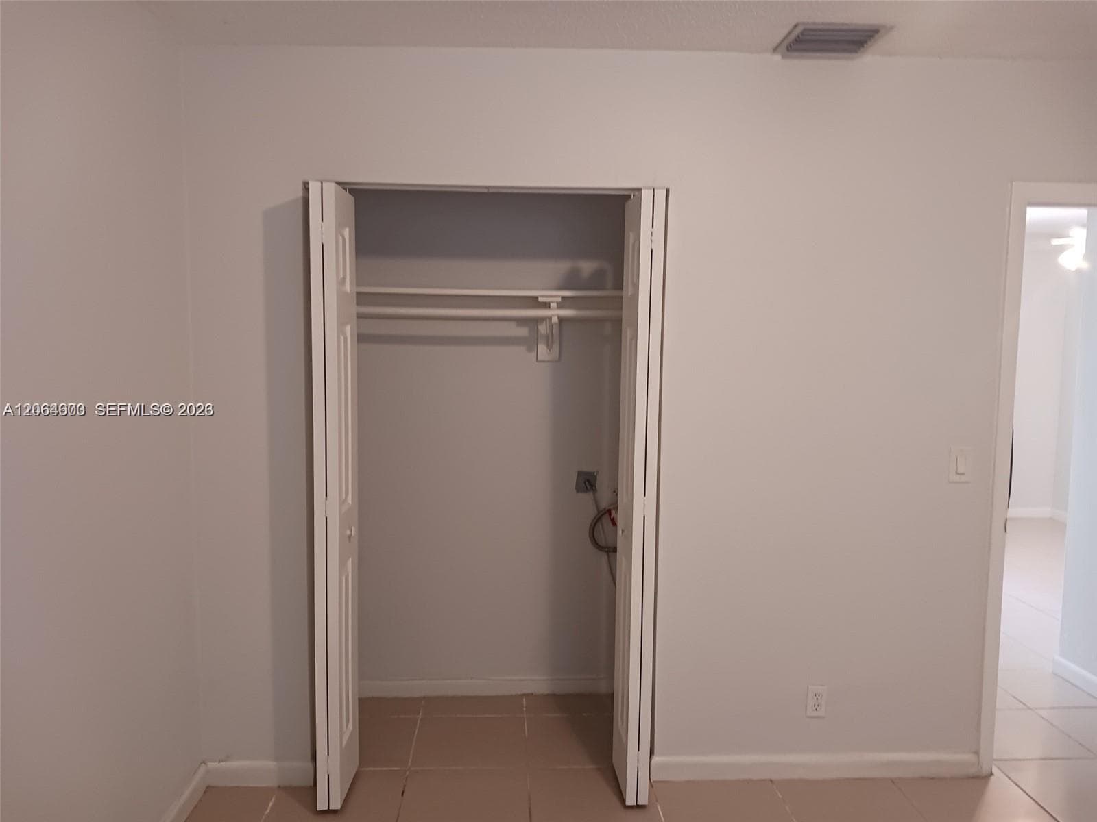 214 SE 8th St # 3, Hallandale Beach, FL 33009 — zdjęcie 5