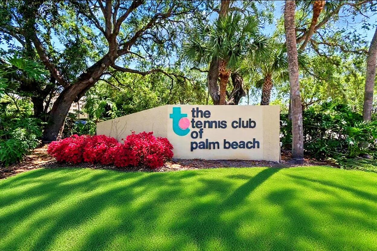 2788 TENNIS CLUB Drive # 101, West Palm Beach, FL 33417