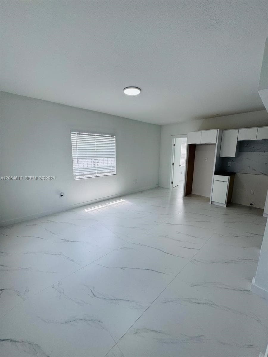 8440 NW 4th Ave # 8440, Miami, FL 33150 — zdjęcie 2