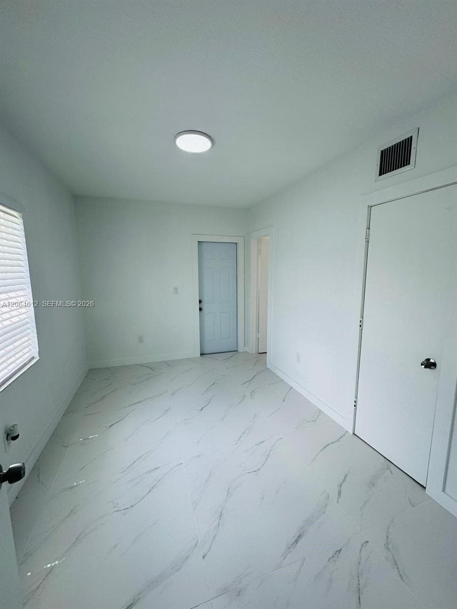 8440 NW 4th Ave # 8440, Miami, FL 33150 — zdjęcie 5