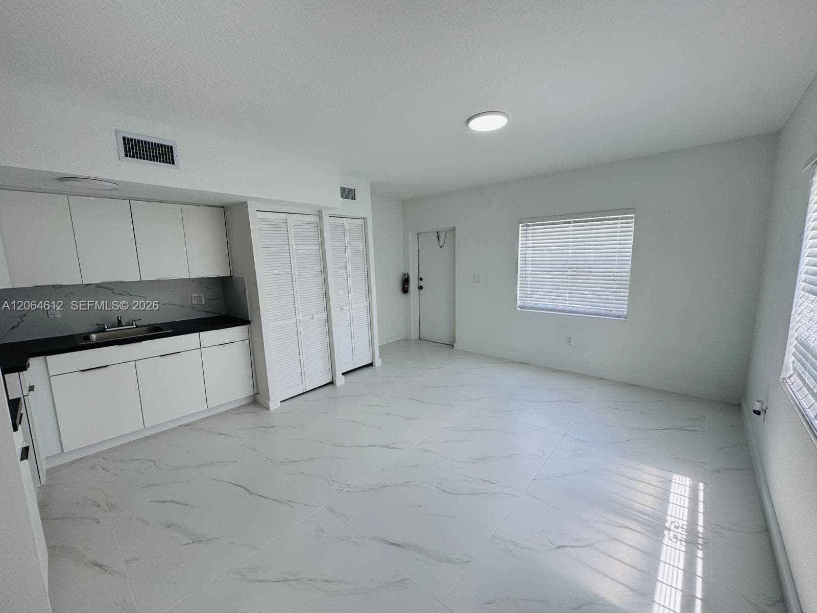 8440 NW 4th Ave # 8440, Miami, FL 33150 — zdjęcie 4
