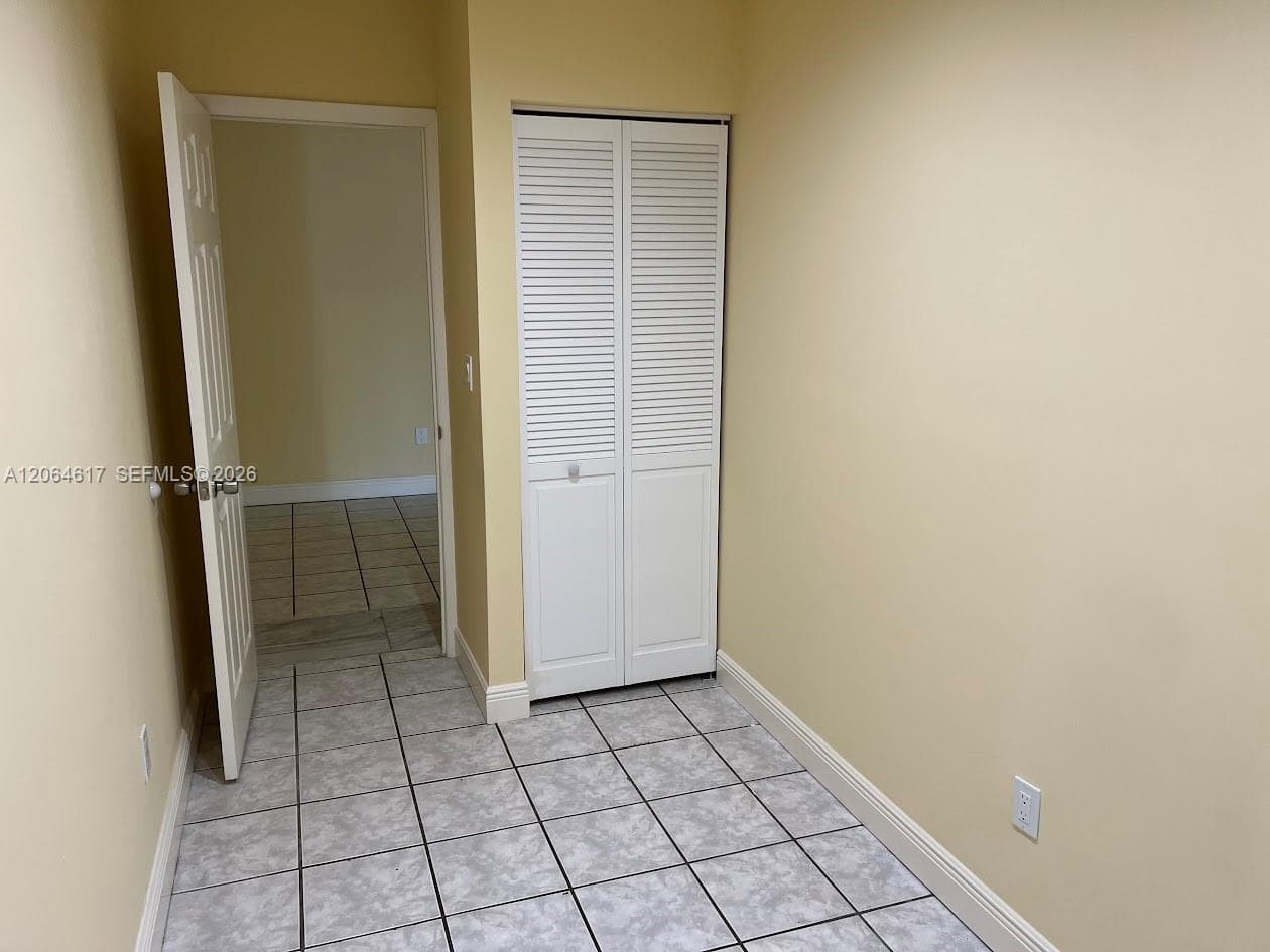 16982 NE 21st Ave # 16982, North Miami Beach, FL 33162 — zdjęcie 4