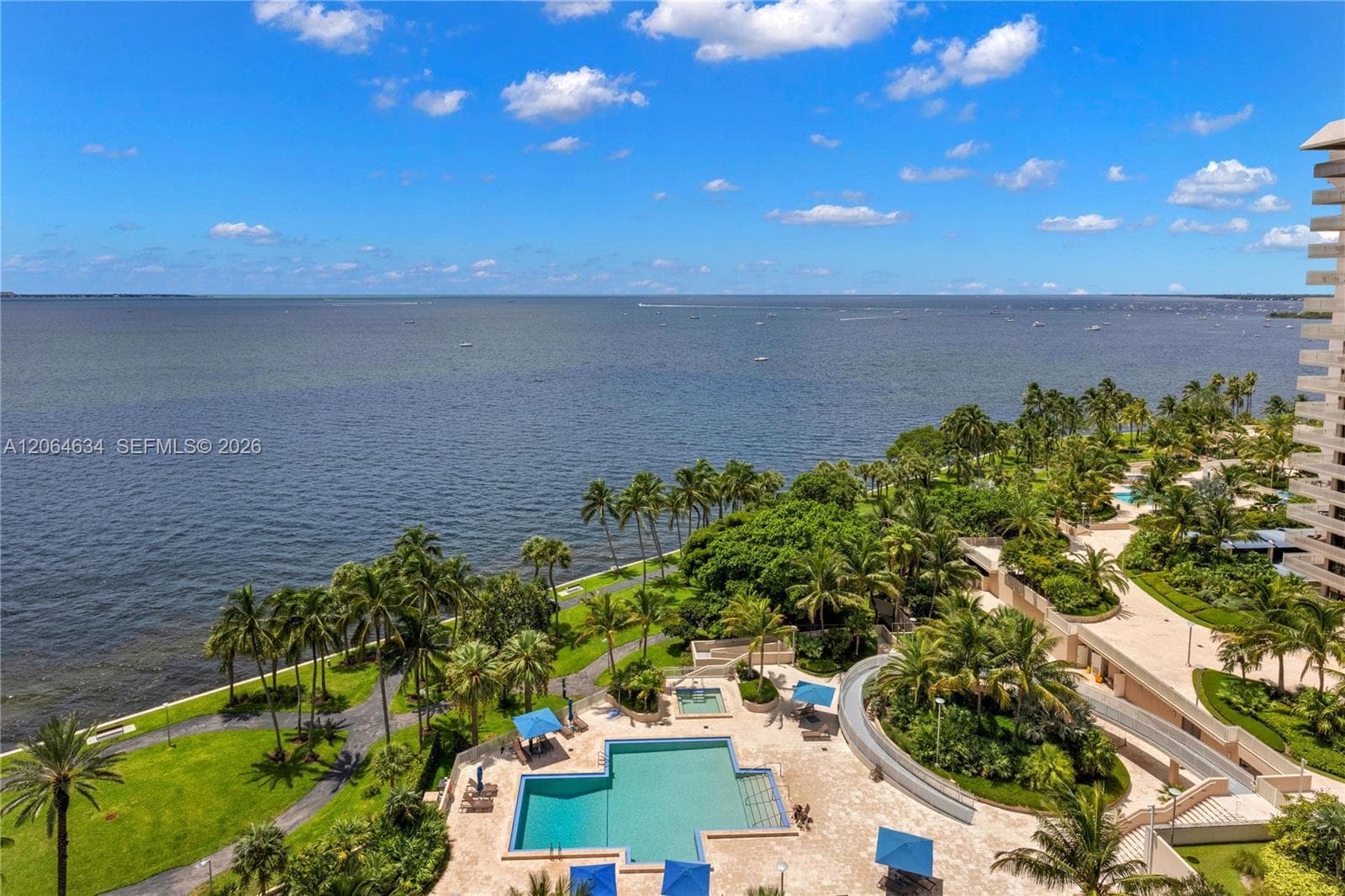 3 Grove Isle Dr # C1402, Miami, FL 33133