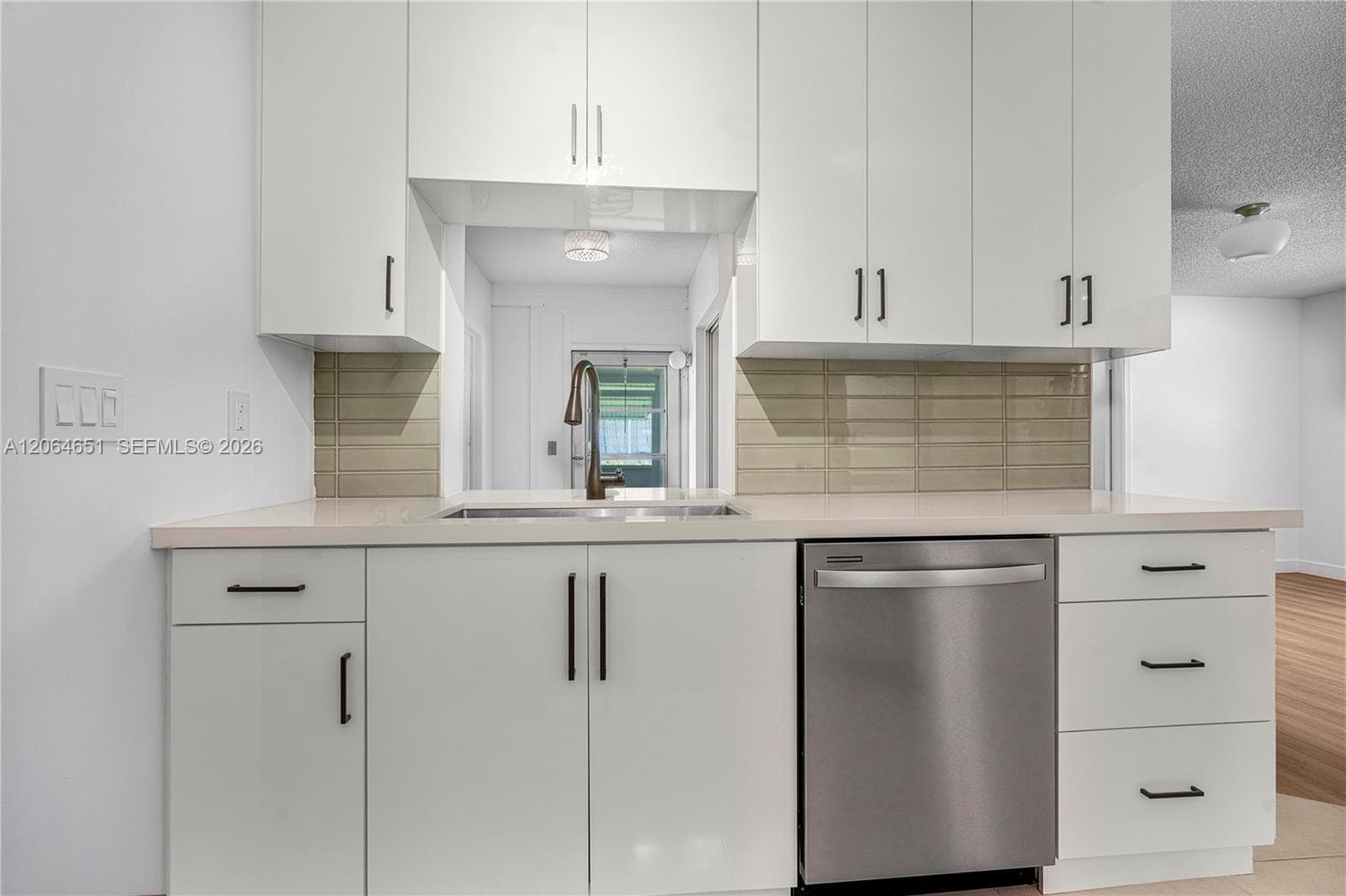 8830 NW 17th St, Plantation, FL 33322 — zdjęcie 5