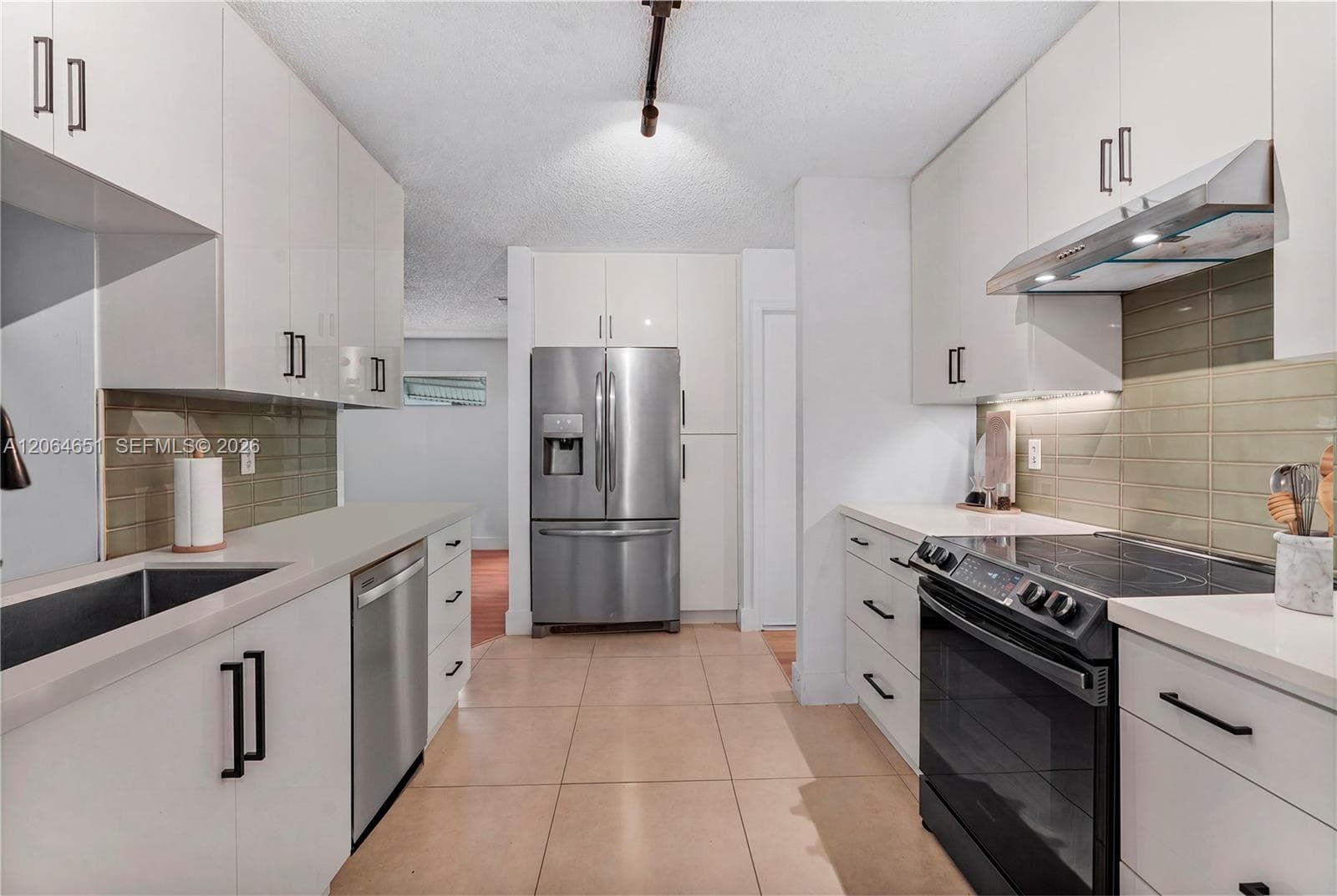 8830 NW 17th St, Plantation, FL 33322 — zdjęcie 4