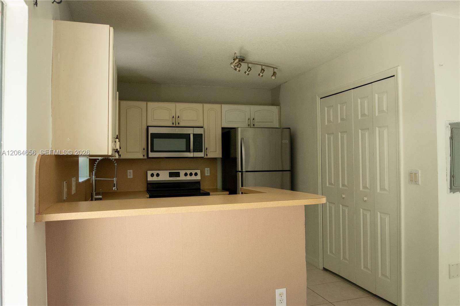 1240 SE 31st Ct # 106-32, Homestead, FL 33035 — zdjęcie 3