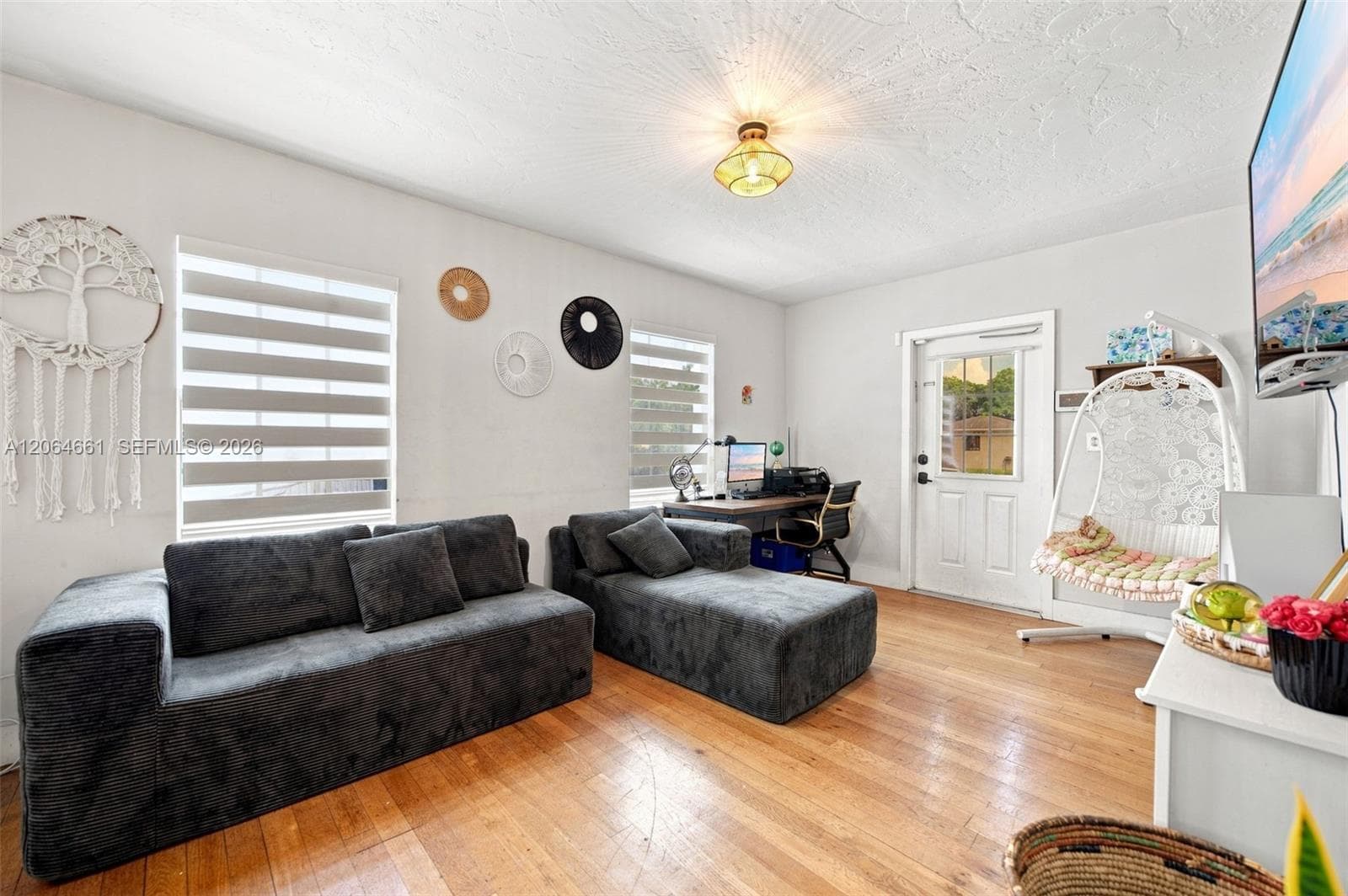 240 Carlisle Dr, Miami Springs, FL 33166 — zdjęcie 4