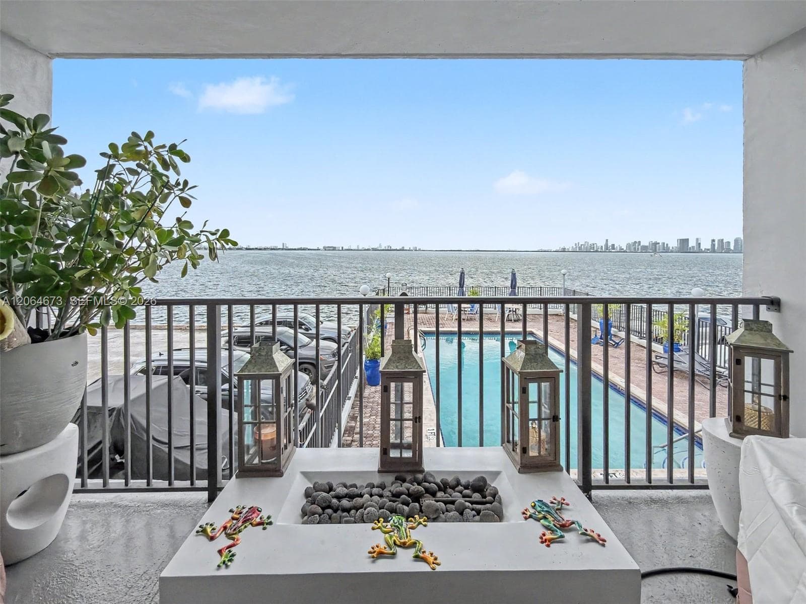 1820 S Treasure Dr # 203D, North Bay Village, FL 33141 — zdjęcie 3