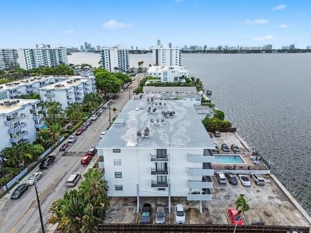 1820 S Treasure Dr # 203D, North Bay Village, FL 33141