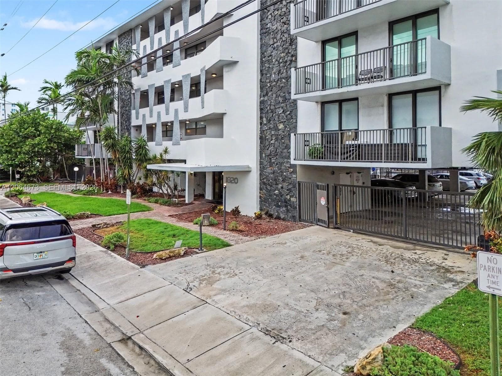 1820 S Treasure Dr # 203D, North Bay Village, FL 33141 — zdjęcie 5