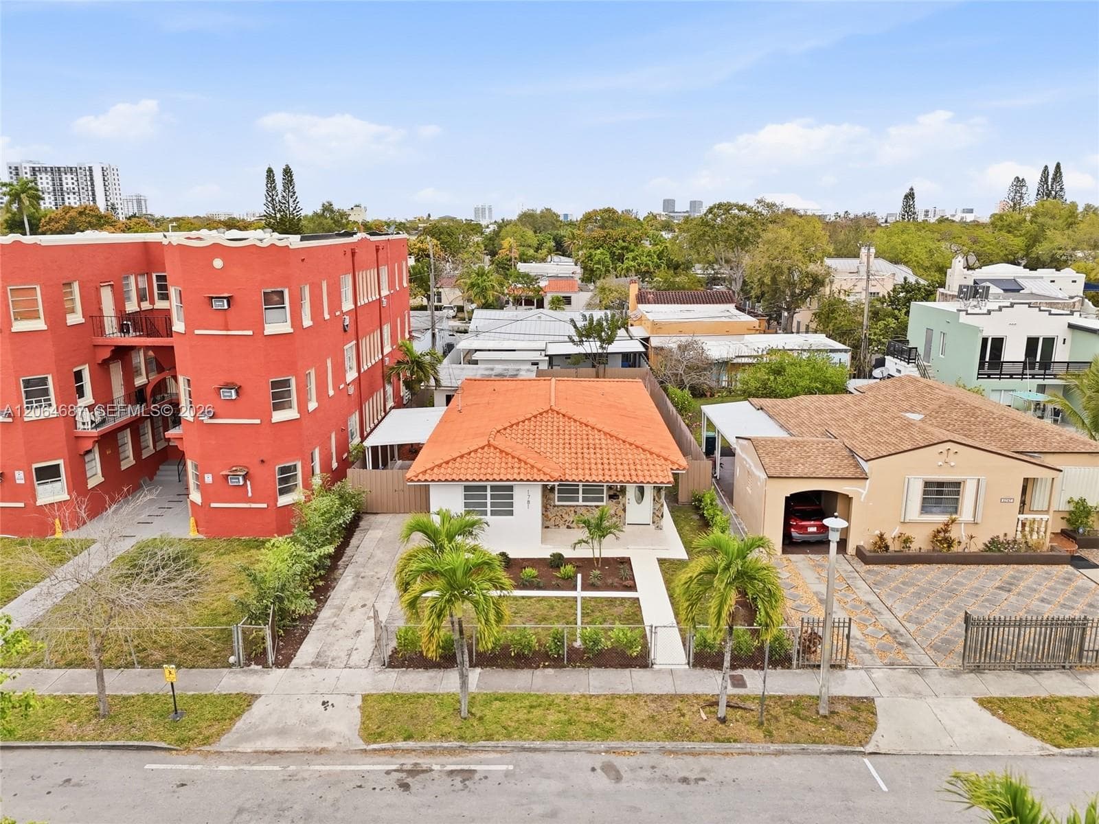 1781 SW 13th St, Miami, FL 33145 — zdjęcie 3