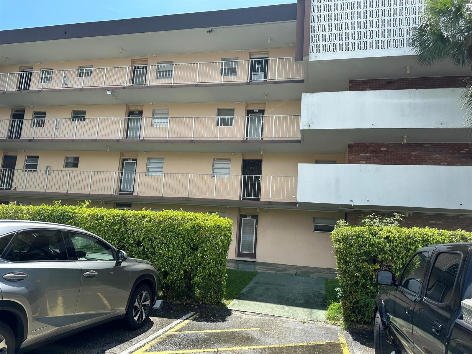 2900 NW 47TH Terrace # 105B, Lauderdale Lakes, FL 33313 — zdjęcie 2