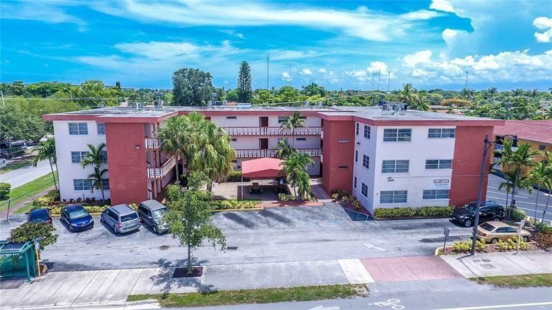 4800 Hollywood Boulevard # 3E, Hollywood, FL 33021