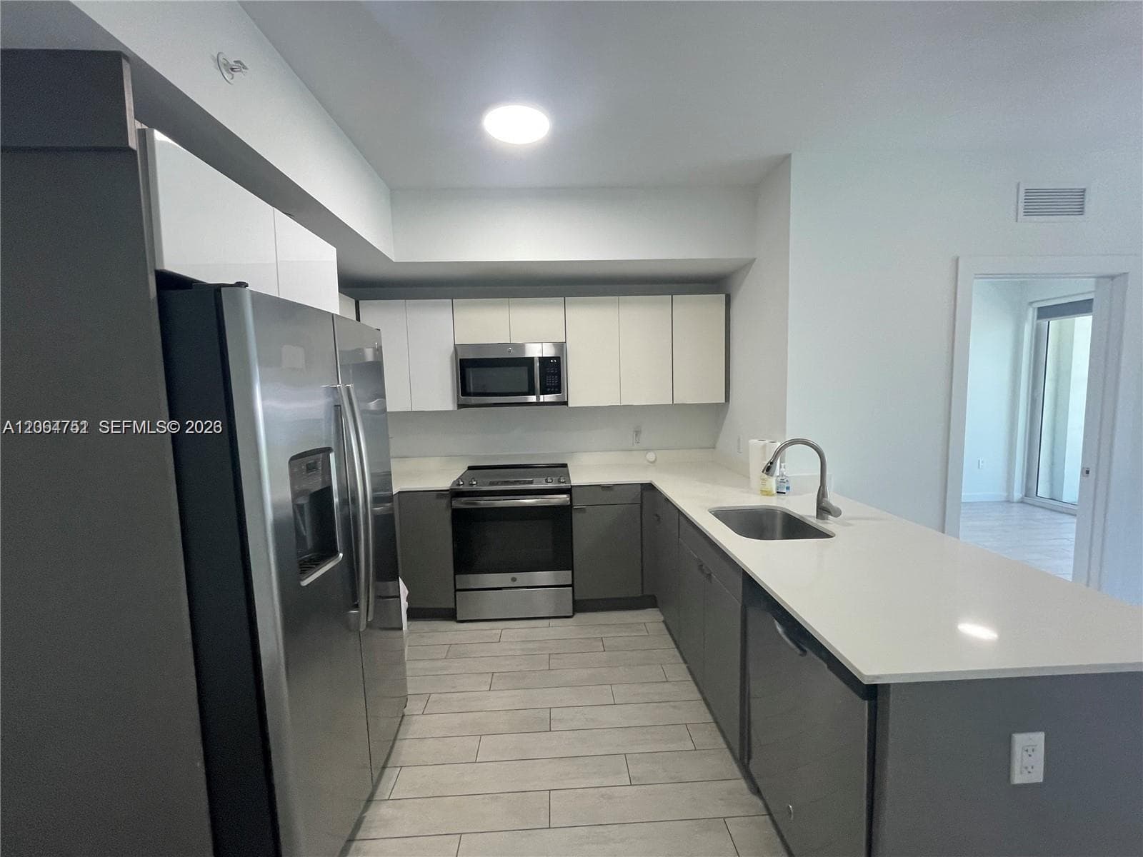 321 NE 26th St # 512, Miami, FL 33137 — zdjęcie 3