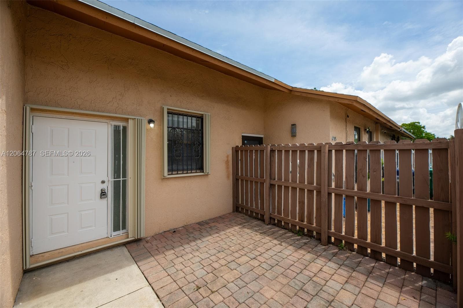 6707 NW 193rd Ln # 0, Hialeah, FL 33015 — zdjęcie 3