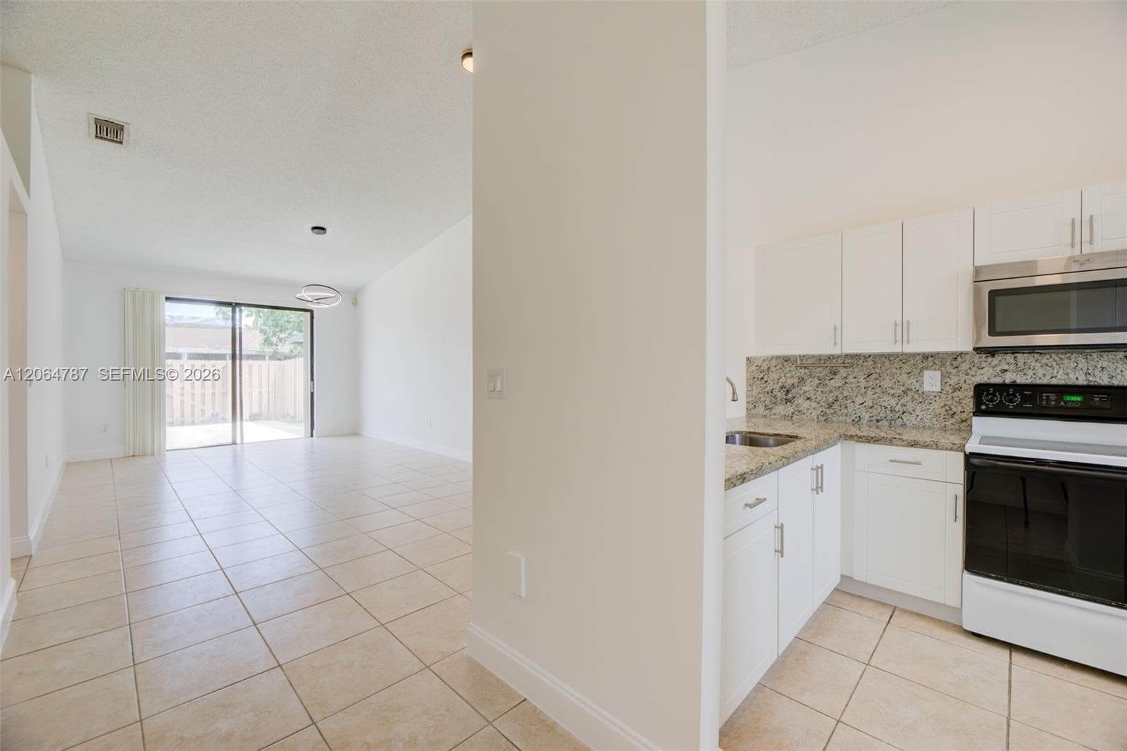 6707 NW 193rd Ln # 0, Hialeah, FL 33015 — zdjęcie 5