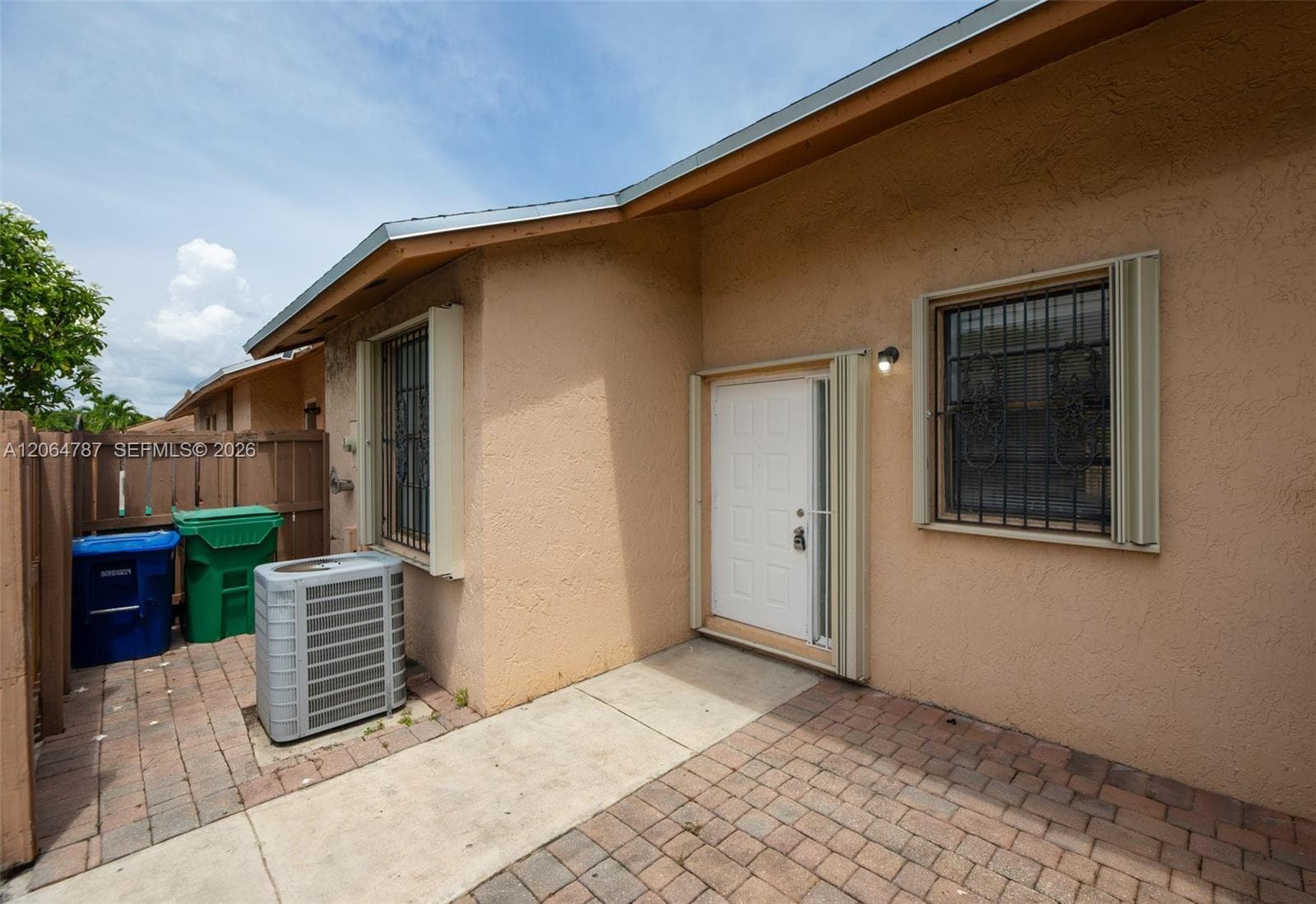 6707 NW 193rd Ln # 0, Hialeah, FL 33015 — zdjęcie 4