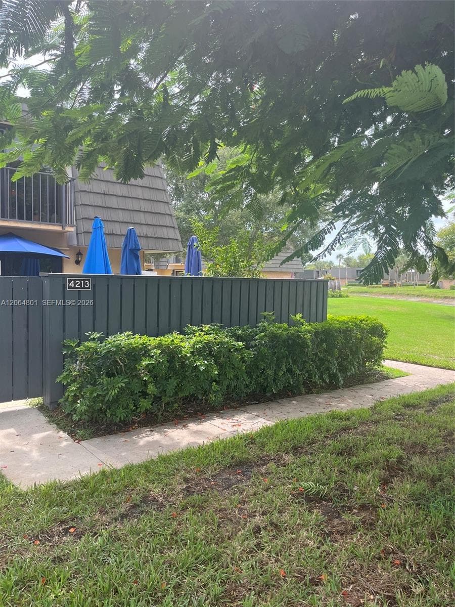 4213 42nd Way, West Palm Beach, FL 33407 — zdjęcie 2