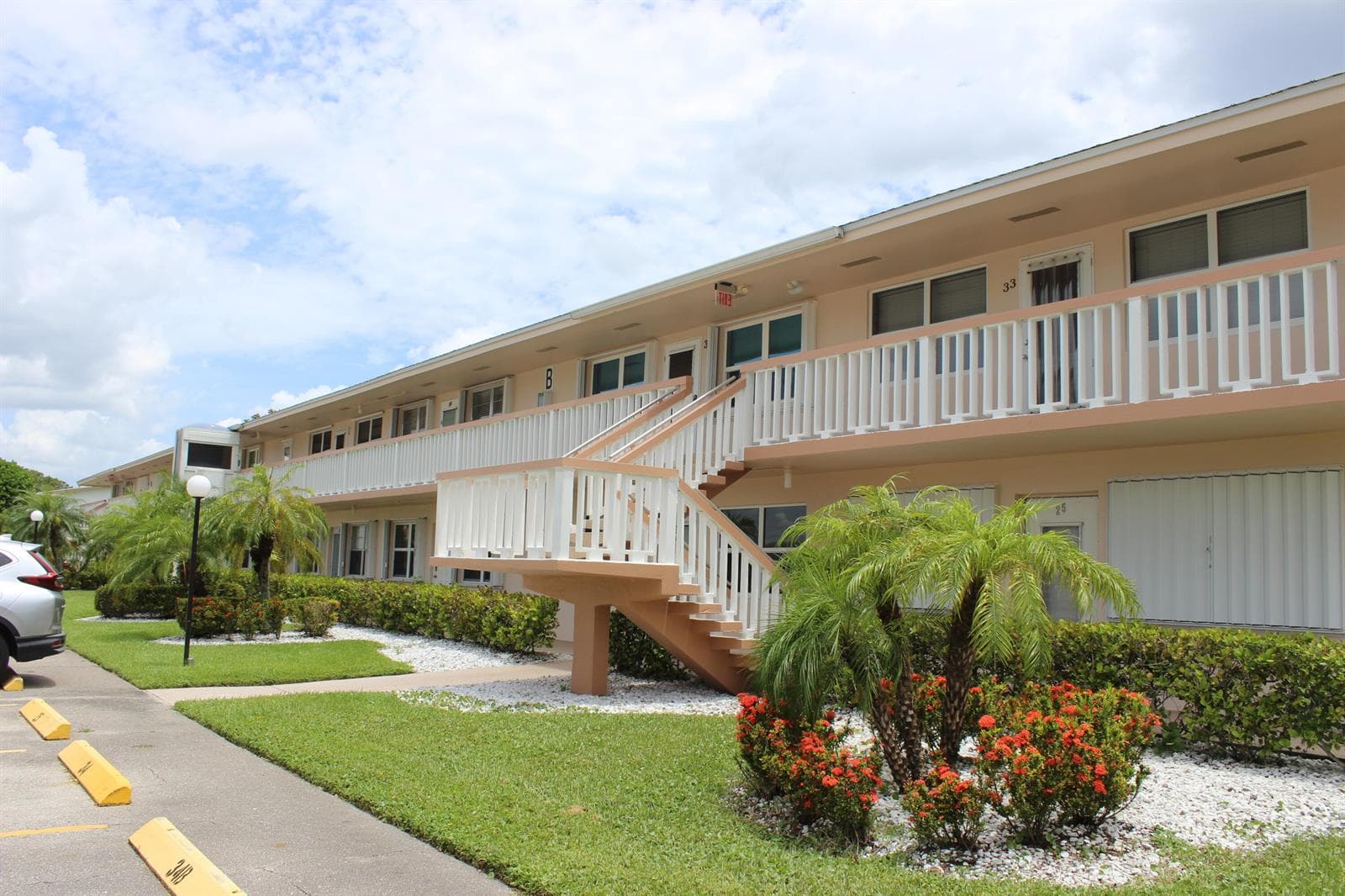 35 SOMERSET B # 35, West Palm Beach, FL 33417