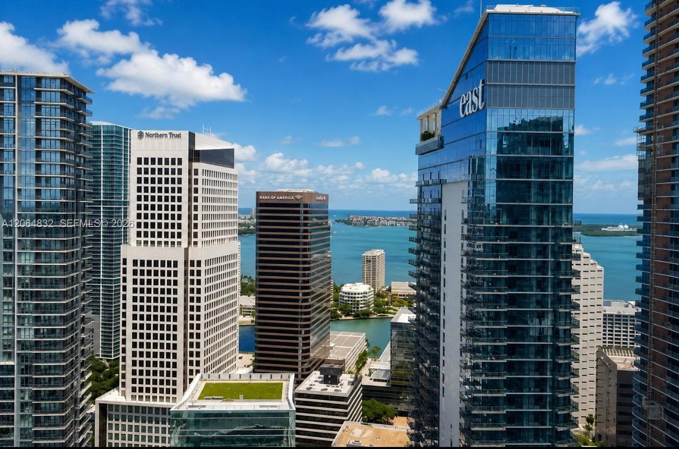 88 SW 7th St # 3709, Miami, FL 33130